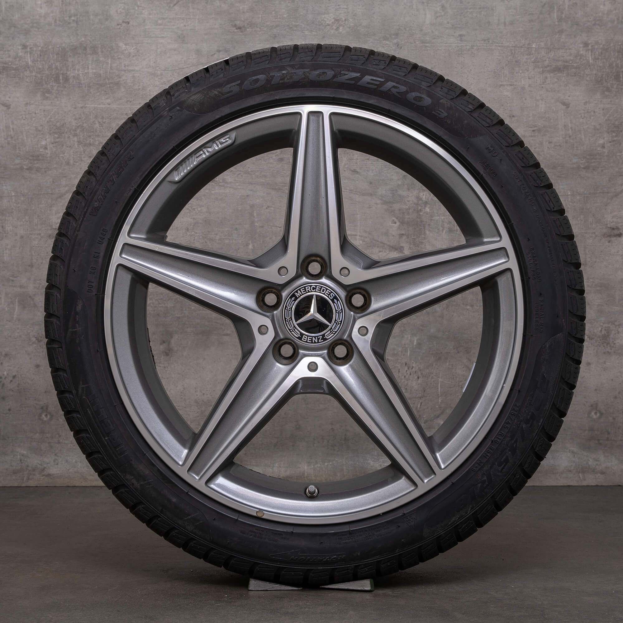 Alkuperäiset Mercedes Benz C-sarjan AMG talvirenkaat 18 tuuman W205 S205 C205 A205 vanteet A2054011100 himalaya grey kiillotettu