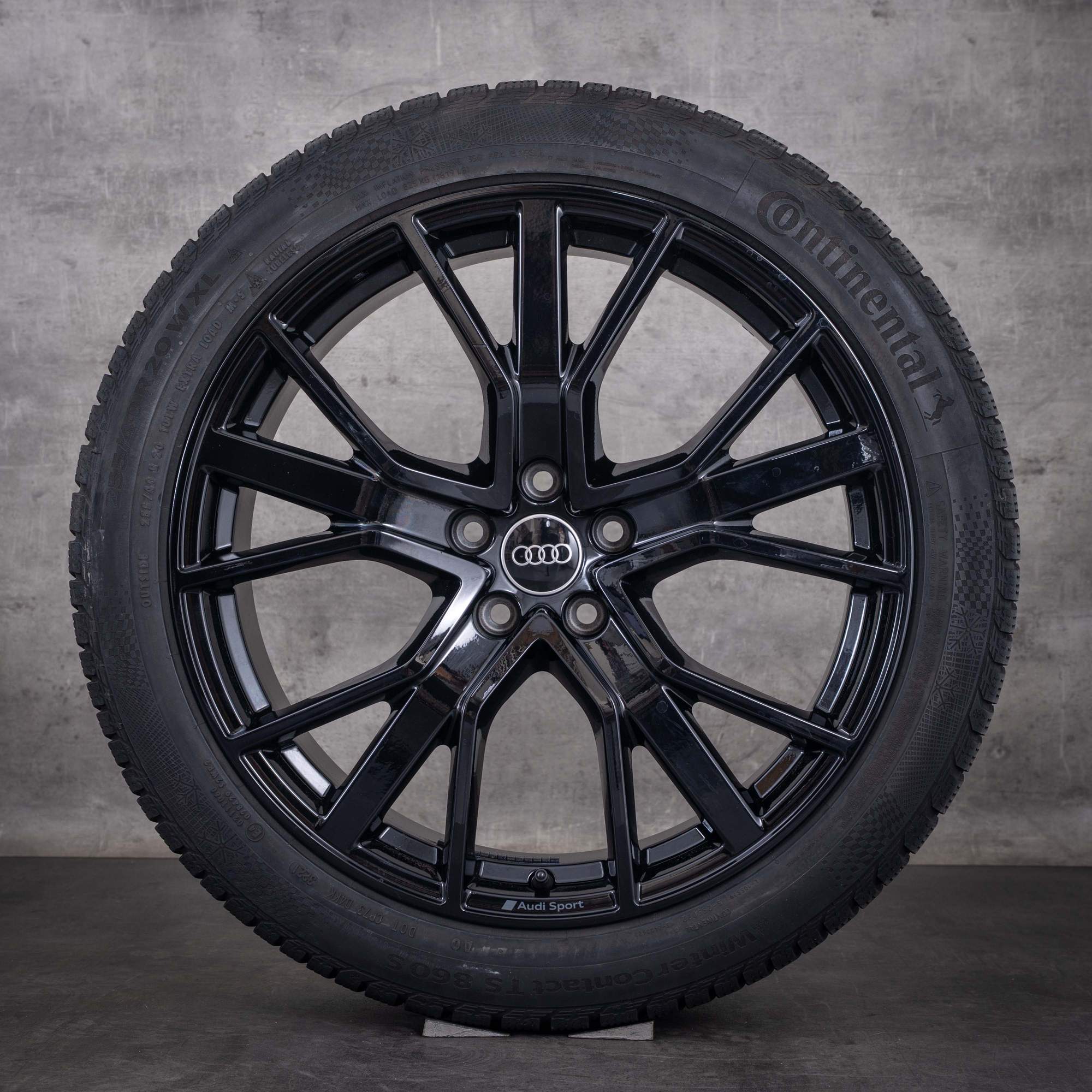 Original Audi Q3 RSQ3 Winterräder 20 Zoll F3 Felgen 83A601025T schwarz glanz