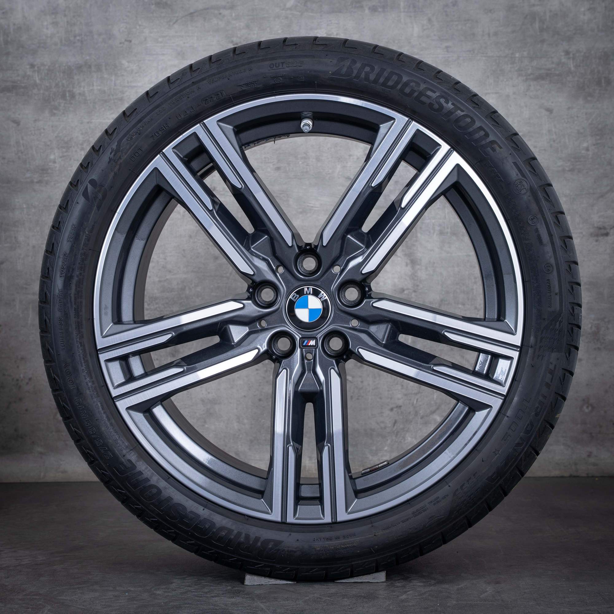 Oryginalne felgi BMW serii 8 19 cali G14 G15 G16 letnie koła stylizowane 727 M 8090019 8090020 orbit szary polerowany