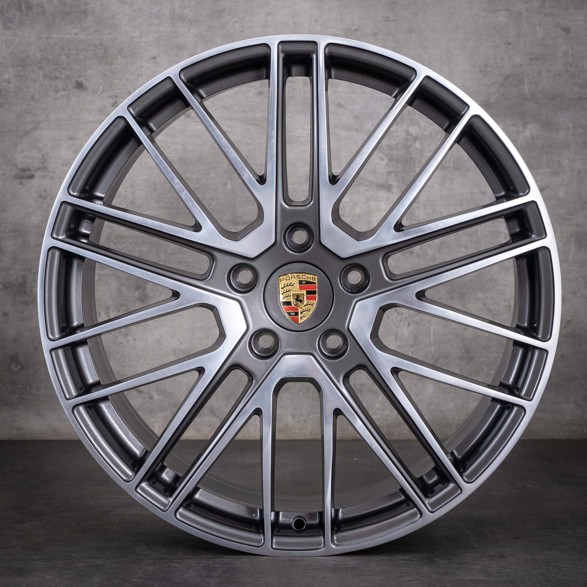 Original Porsche Panamera 976 Felgen 21 Zoll G3 Sommerräder 911 Turbo Design 976044660K titan glanzgedreht