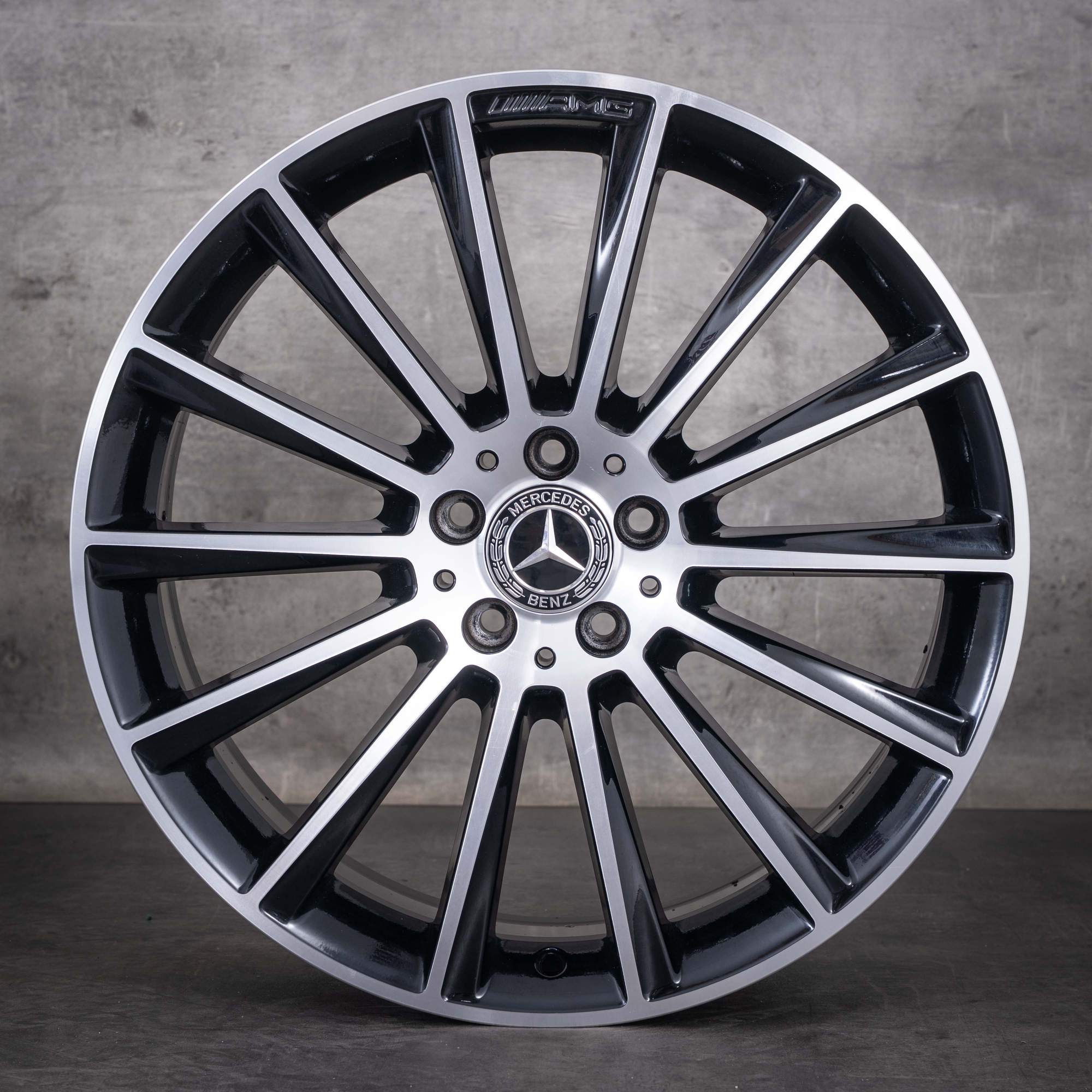 Alkuperäiset Mercedes-Benz GLC 43 AMG -vanteet 20 tuumaa X253 C253 A2534011900 A2534012700 diamond cut musta