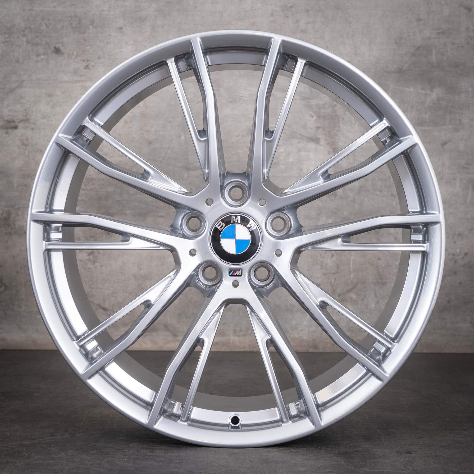 Oryginalne felgi BMW 3er 4er 20 cali F30 F31 F32 F33 F36 Gran Coupe Styling 624 M 6862774 6862775 czarny połysk