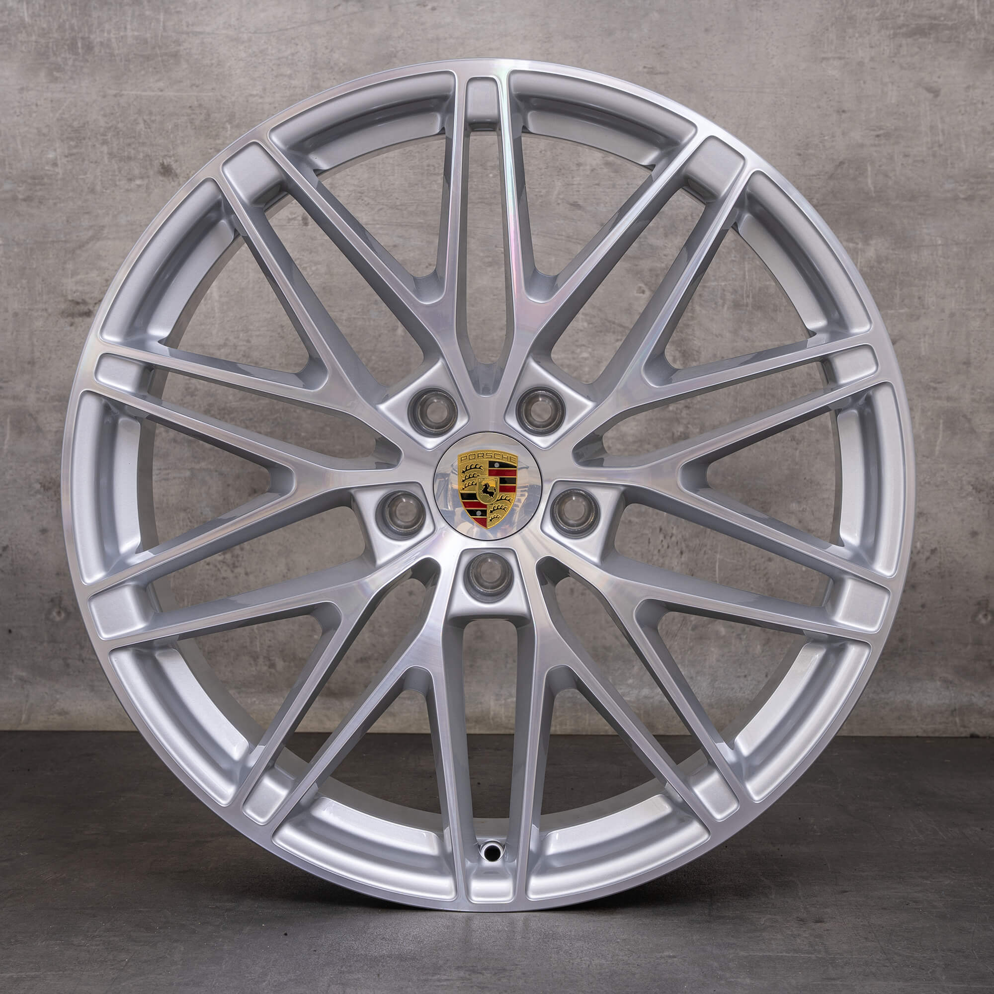 Original Porsche Macan Electric Felgen 22 Zoll 95C601025AD 95C601025AE silber glanzgedreht NEU