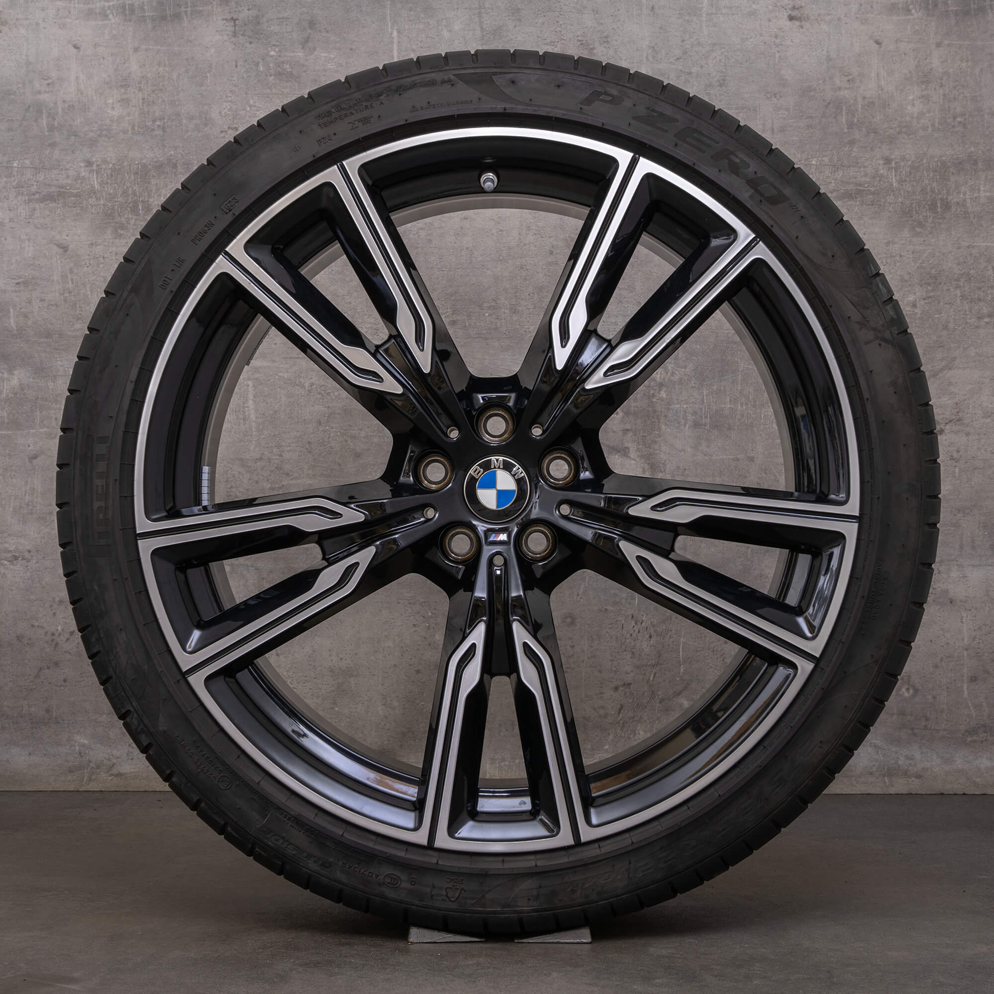 Original BMW X5 X6 Felgen 22 Zoll G05 G06 Sommerräder 747 M 6856025 6856026 schwarz glanzgedreht