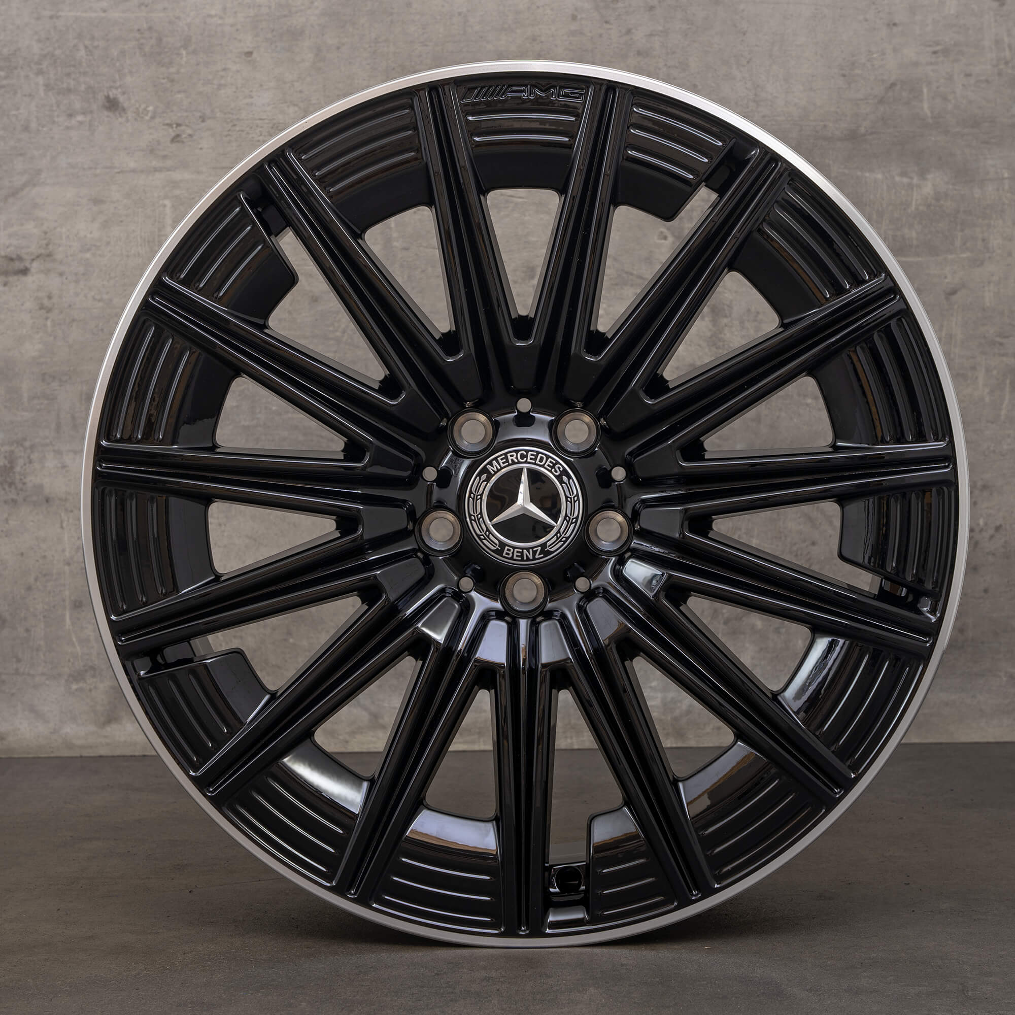Mercedes-Benz GLA、GLB、20インチ タイヤホイールセット AMG Mercedes Benz GLA GLB W247 20 inch rims aluminum A2474015200 NEW