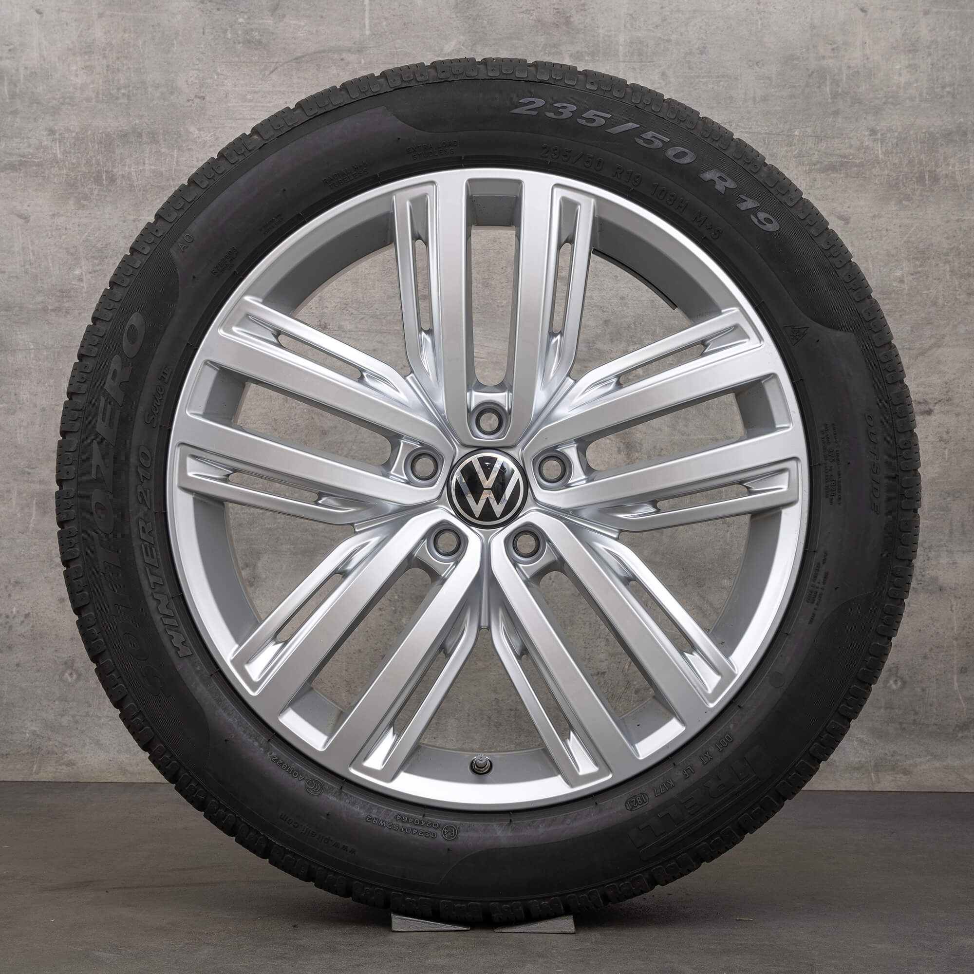 VW Tiguan II & Allspace 5NA roues hiver pneus jantes 19 pouces 5NA601025F