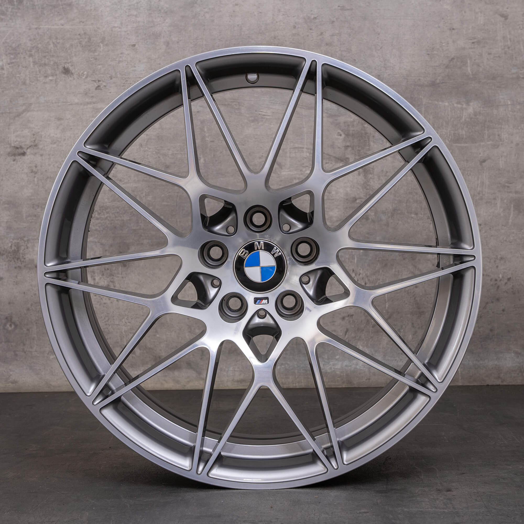 Jantes originais BMW M3 M4 de 20 polegadas F80 F82 F83 Styling 666 M 8090194 8090195 ferric grey glossy torneadas