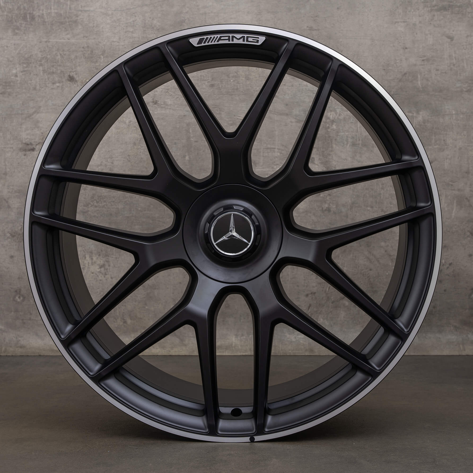 Oryginalne felgi AMG GLE 22 cale W167 A1674015601 A1674015701 wzór szprych poprzecznych czarne polerowane NOWOŚĆ