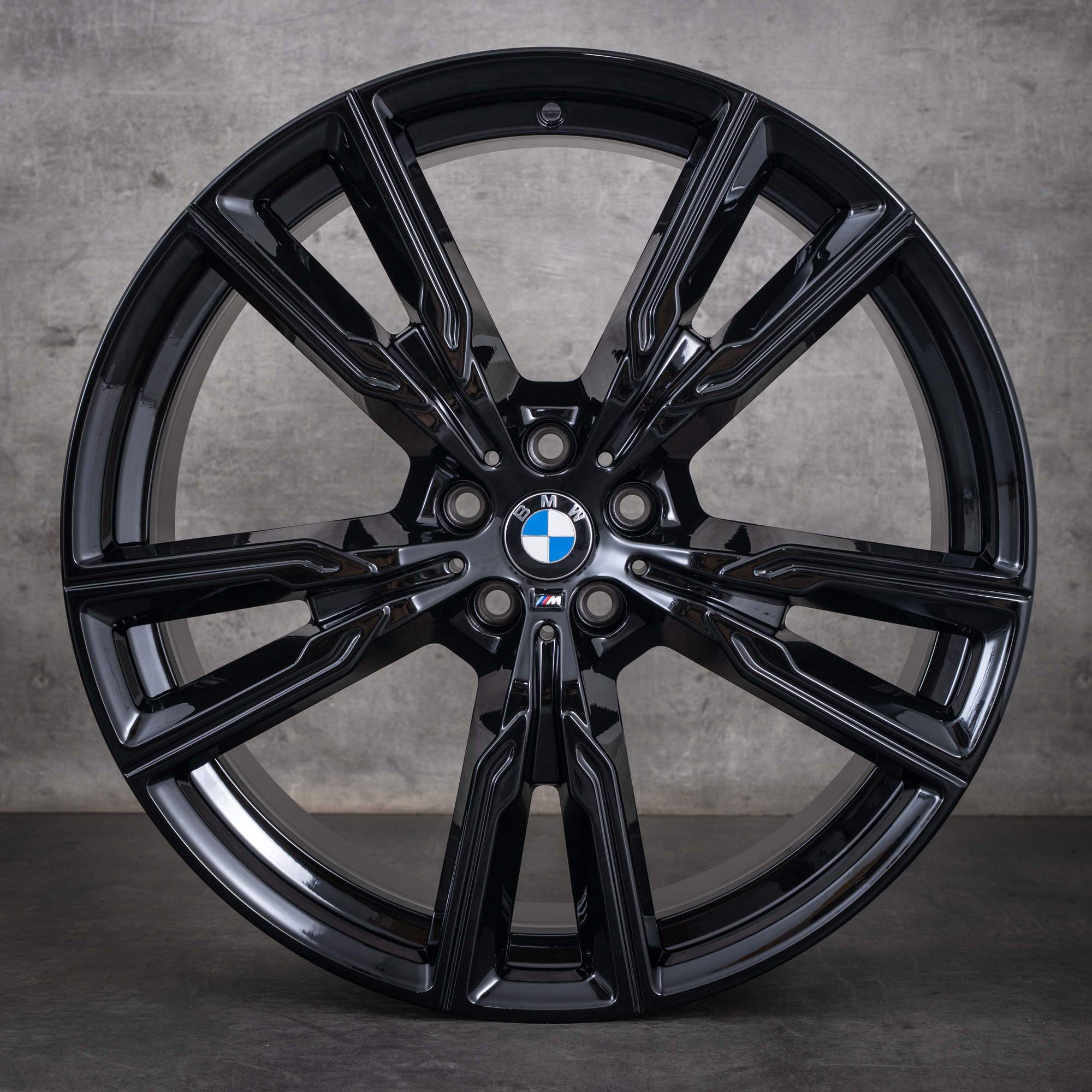 Oryginalne felgi BMW X5 X6 22 cale G05 G06 Styling 747 M 8072002 8072003 czarne błyszczące