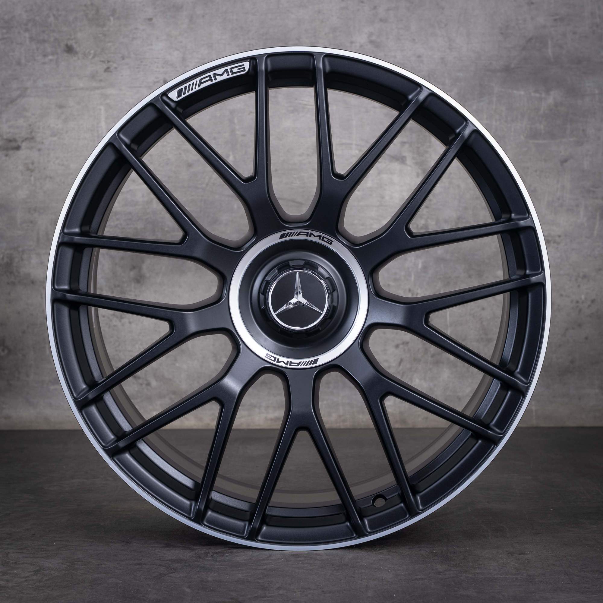 Originale Mercedes-Benz C-Klasse C63 S AMG vinterhjul 19 20 tommer C205 A205 fælge A2054015900 A2054016100 sort mat glanzgedreht NY