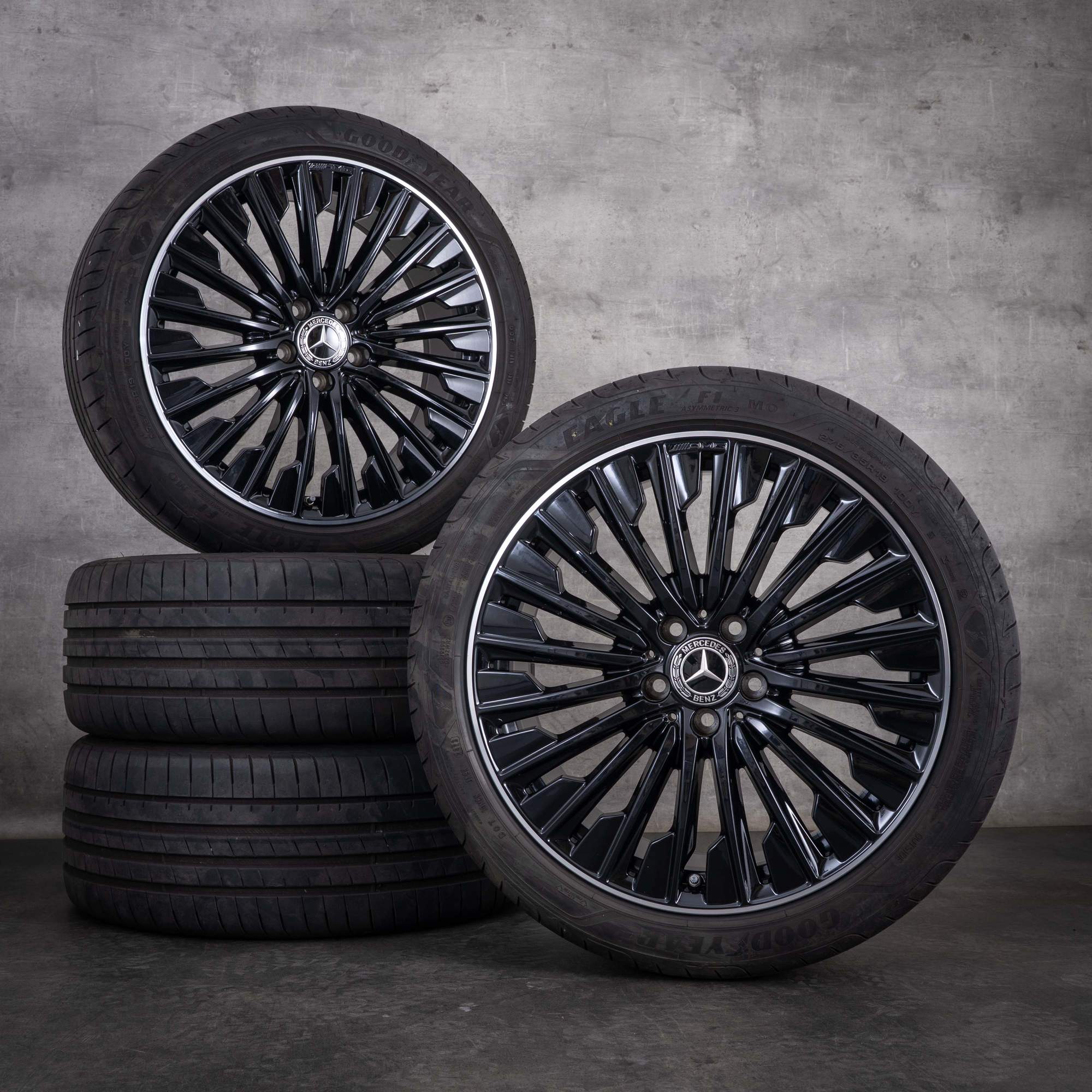Original Mercedes Benz CLE AMG Felgen 19 Zoll C236 A236 Sommerräder A2364011900 A2364012000 schwarz rand glanzgedreht