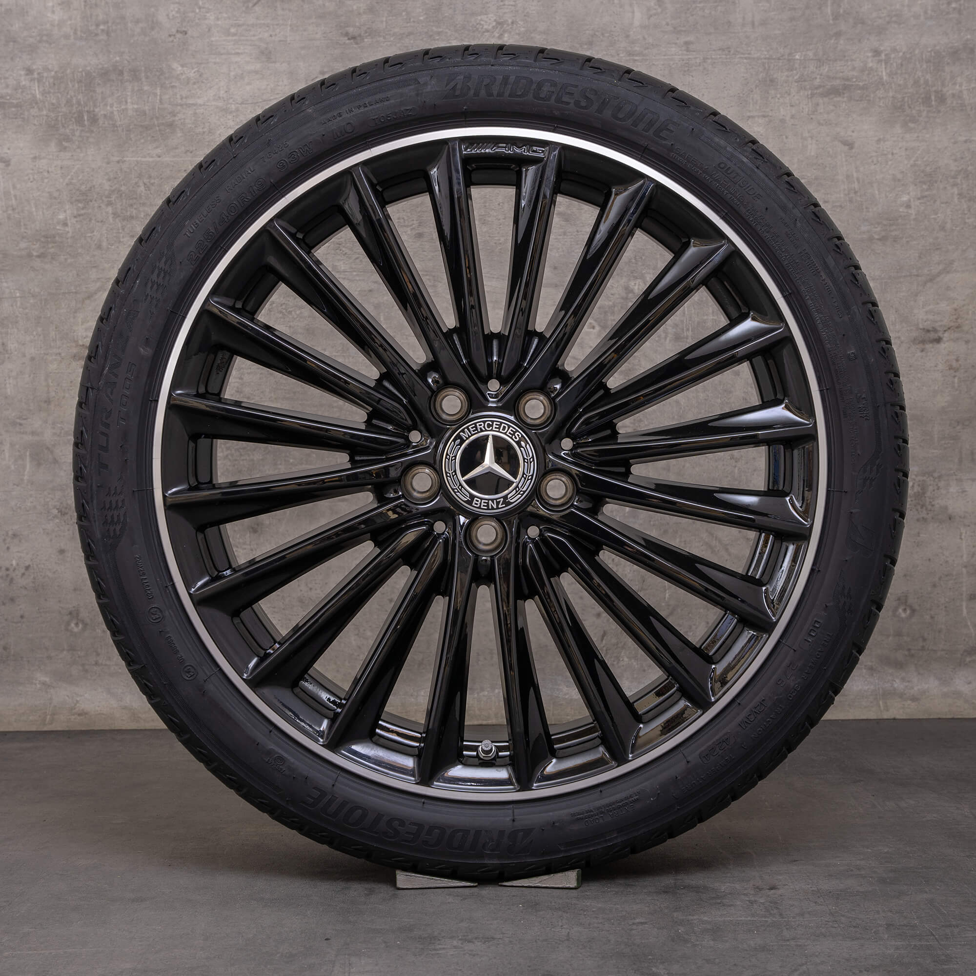 Original AMG Mercedes Benz A B Klasse CLA 19 Zoll W177 W247 C118 X118 Felgen Sommerreifen A1774014200 schwarz glanzgedreht Sommerräder NEU