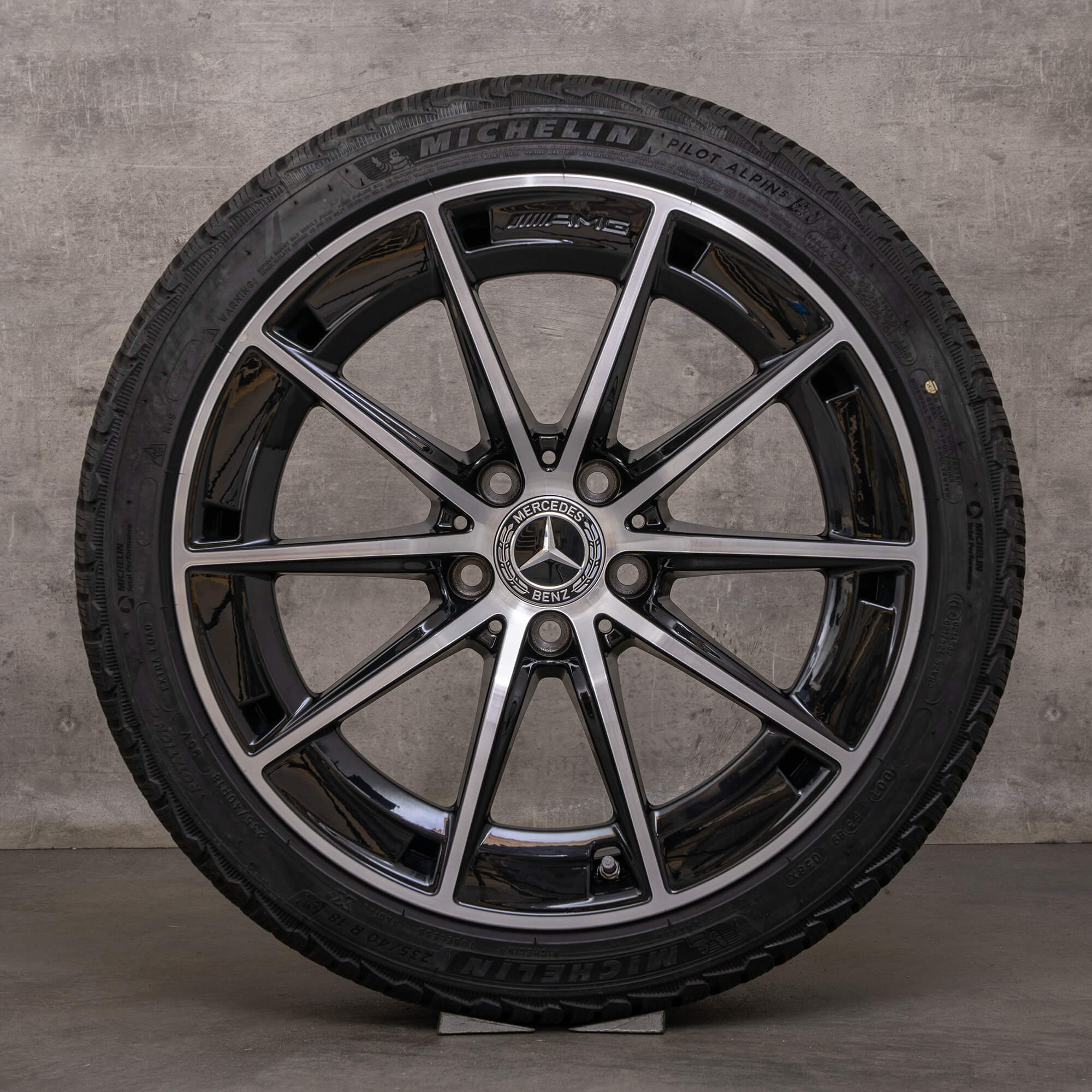 Originální zimni disky Mercedes Benz A-Class A35 AMG 4Matic 19" W177 V177 A1774014300 černé lesklé soustružené