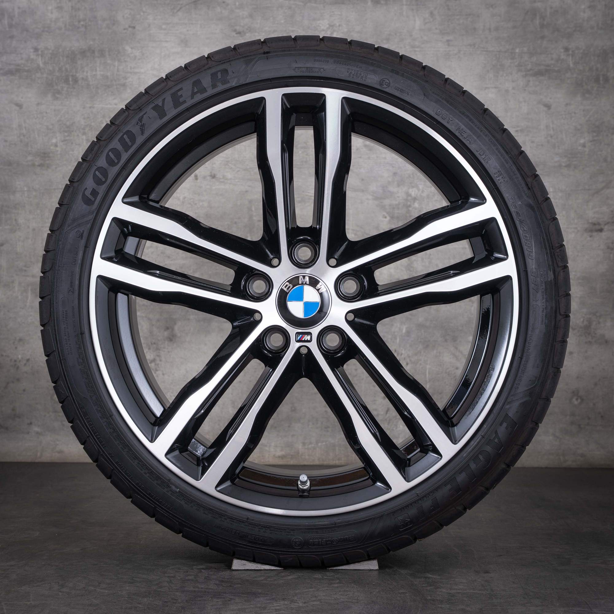 Original BMW 3er 4er Felgen 19 Zoll F30 F31 F32 F33 F36 Gran Coupe Sommerräder Styling 704 M 8097244 8097245 schwarz glanzgedreht