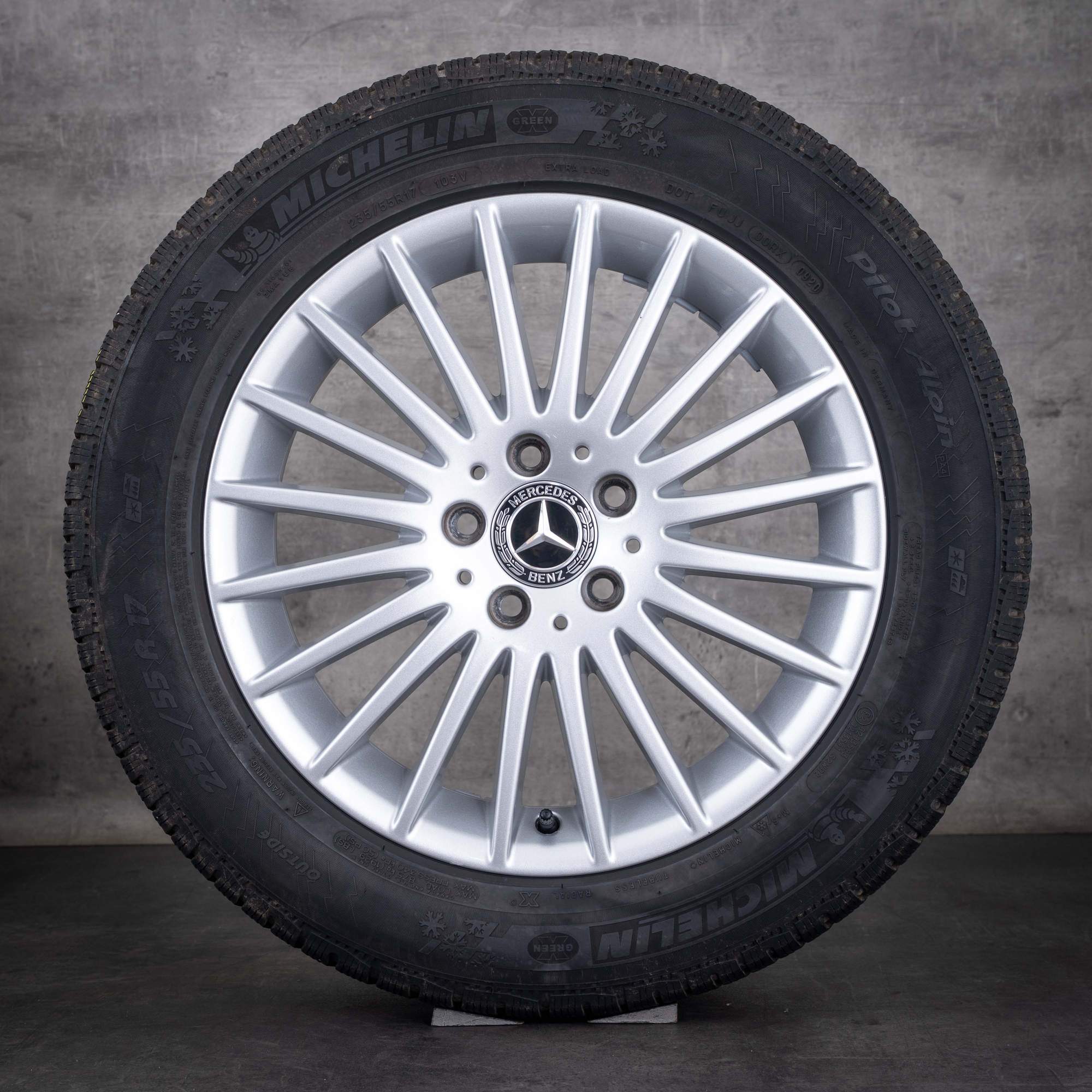 Anvelope de iarnă originale Mercedes-Benz Clasa V, 17 inci, W447, A4474014900, argintiu lucios