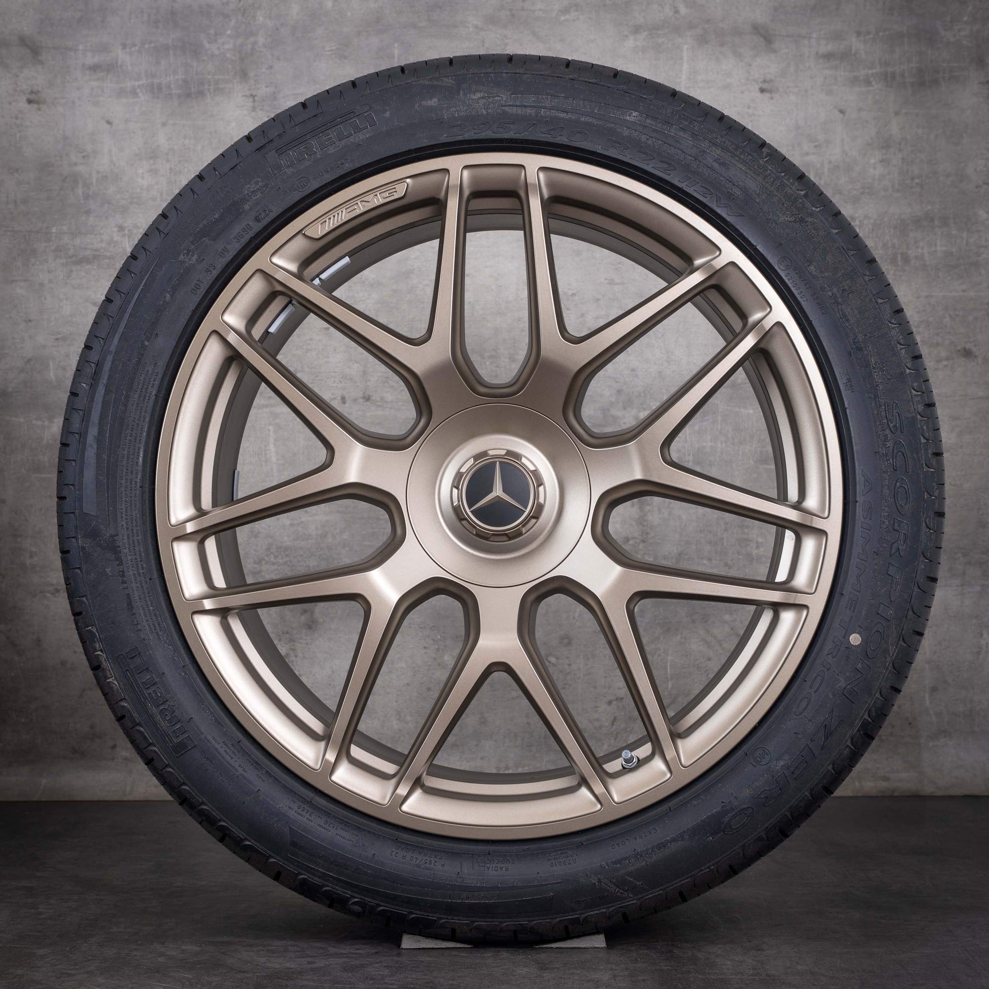 Original Mercedes-Benz G-Klass G63 AMG-fälgar 22 tum W465 W463A sommarhjul A4634012000 techgold matt NYA