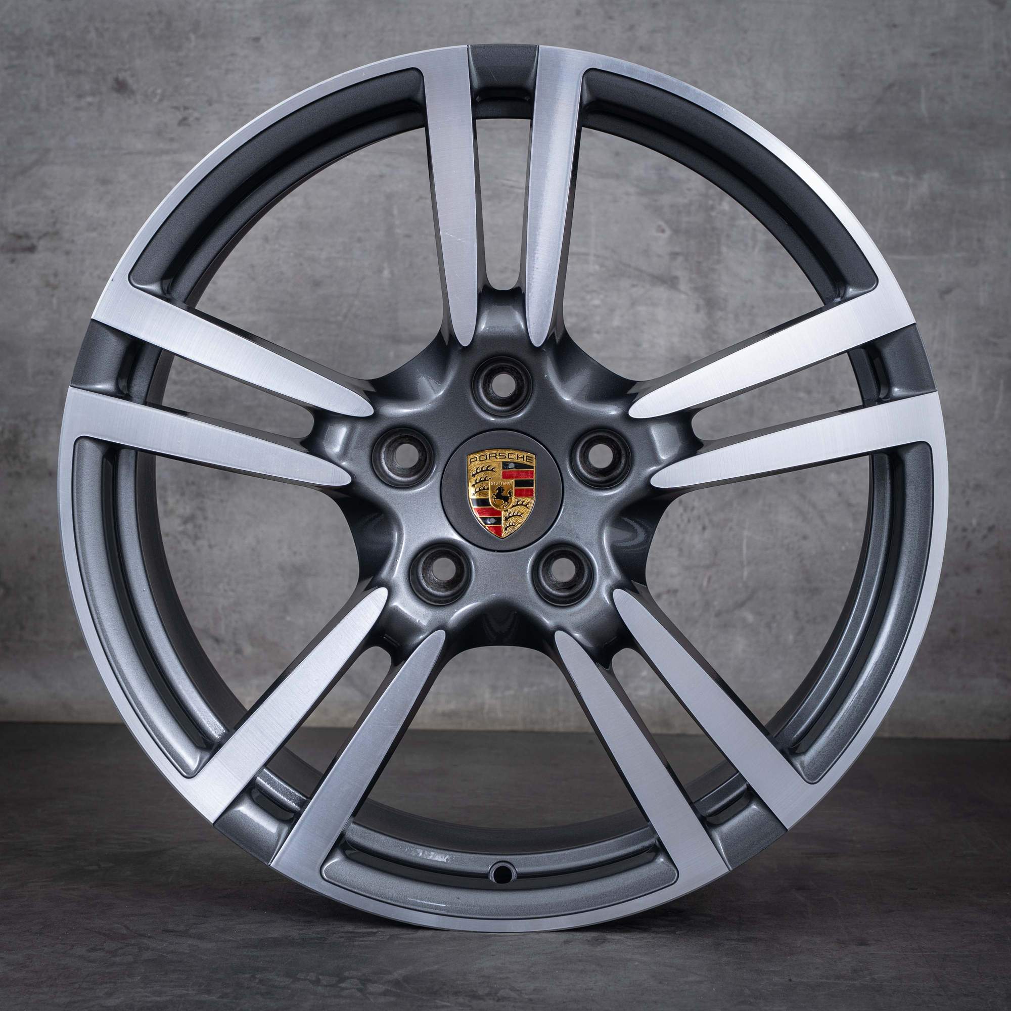 Oryginalne Felgi Porsche Panamera 970 20 cali G1 97036217806 97036219204 Koło Turbo II tytanowe polerowane
