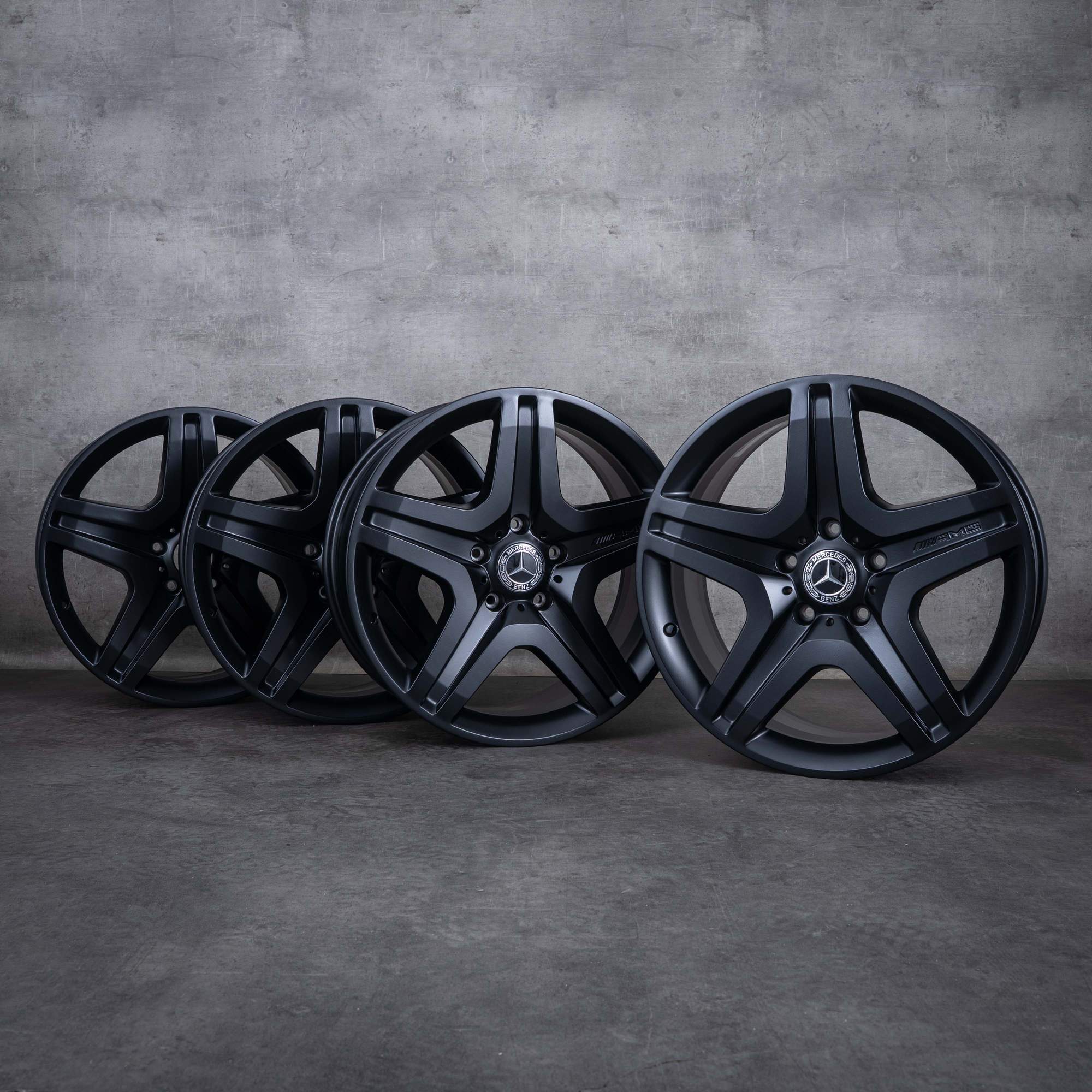 Alkuperäiset Mercedes Benz G-sarjan AMG-vanteet 20 tuumaa W463 W465 G63 G65 A4634012702 musta mattamusta