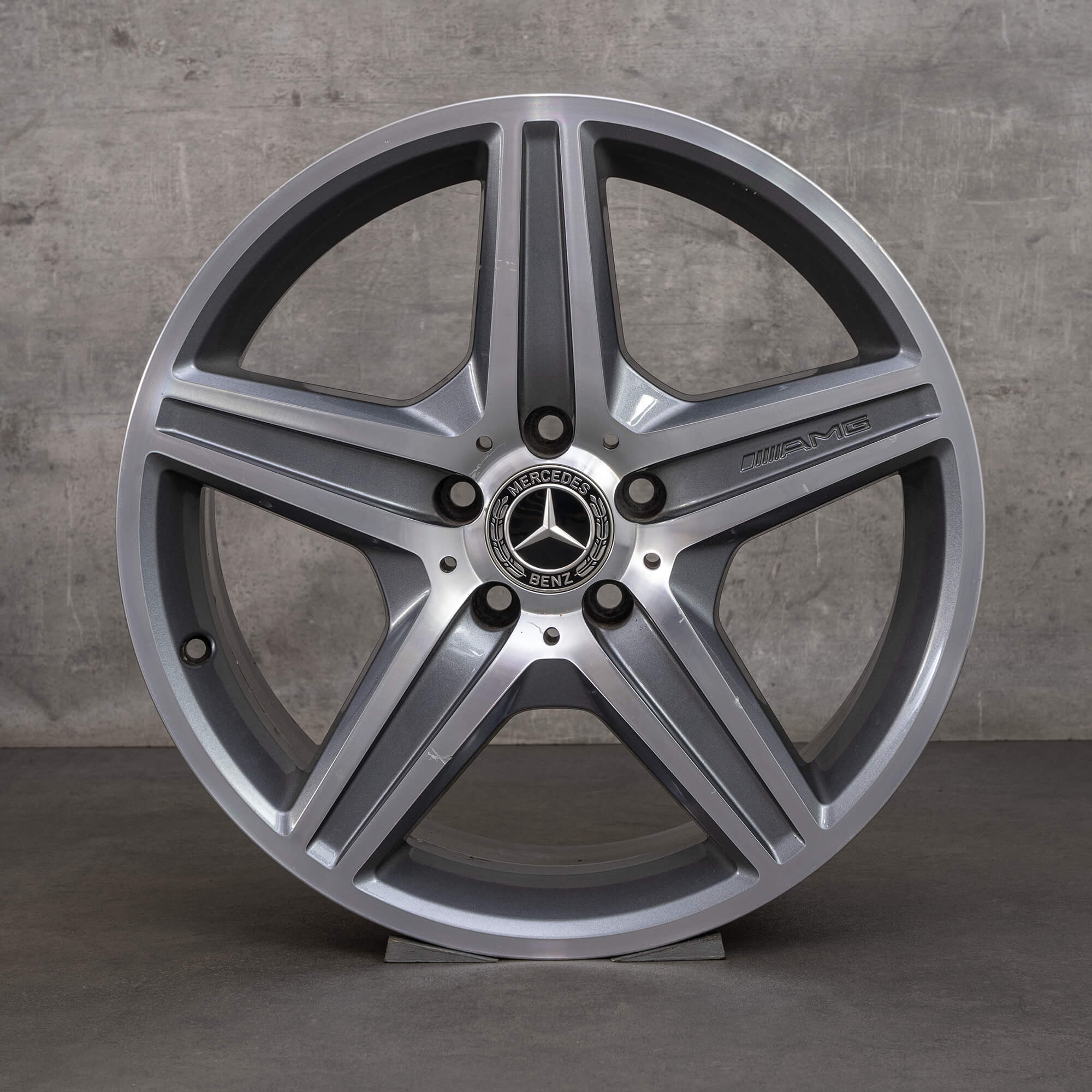 AMG Mercedes E-Klasse W211 Felgen A2114016402 18 Zoll 8,5 x 18 ET 38