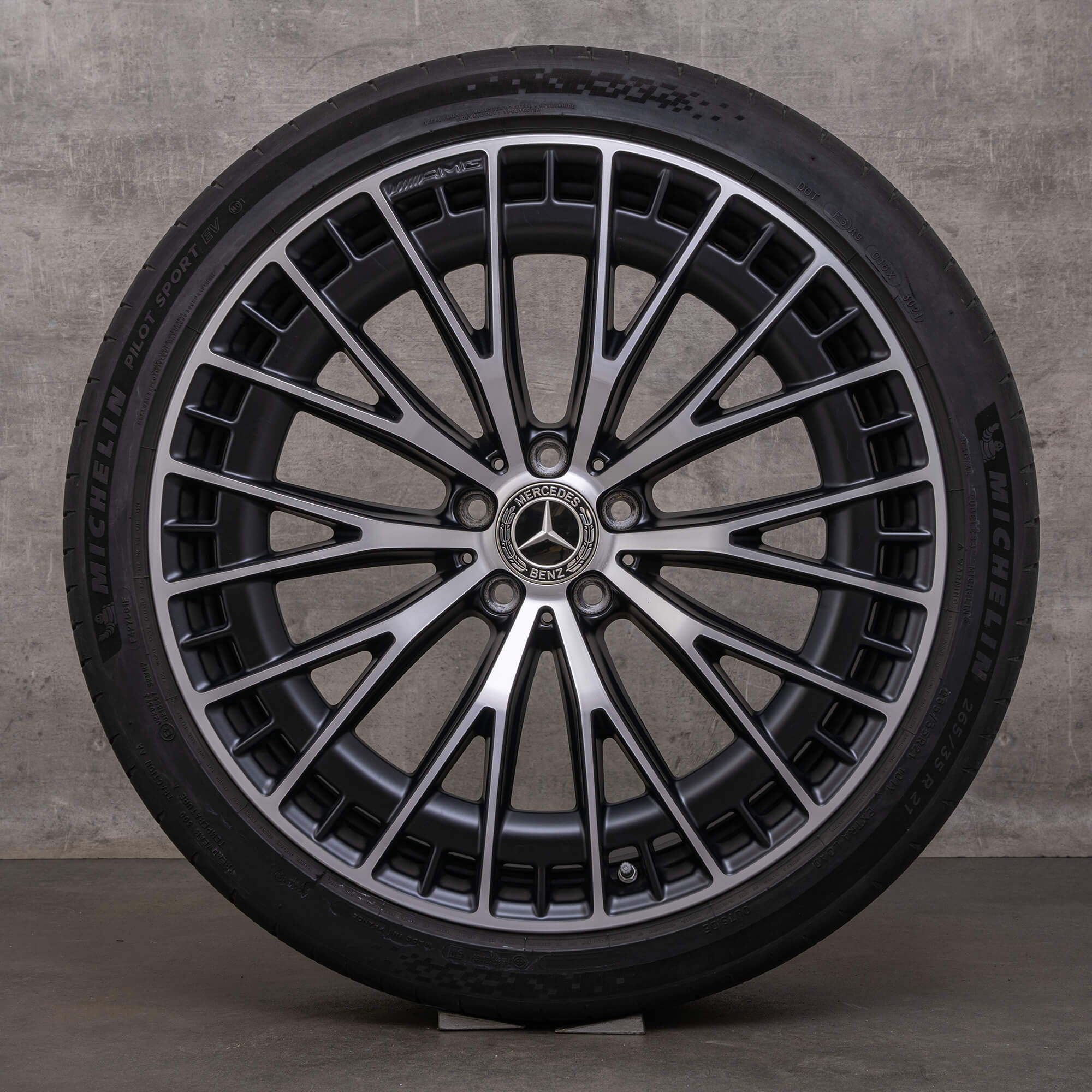 Original Mercedes Benz EQE 43 53 AMG Felgen 21 Zoll V295 Sommerräder A2954012900 A2954013000 schwarz matt glanzgedreht