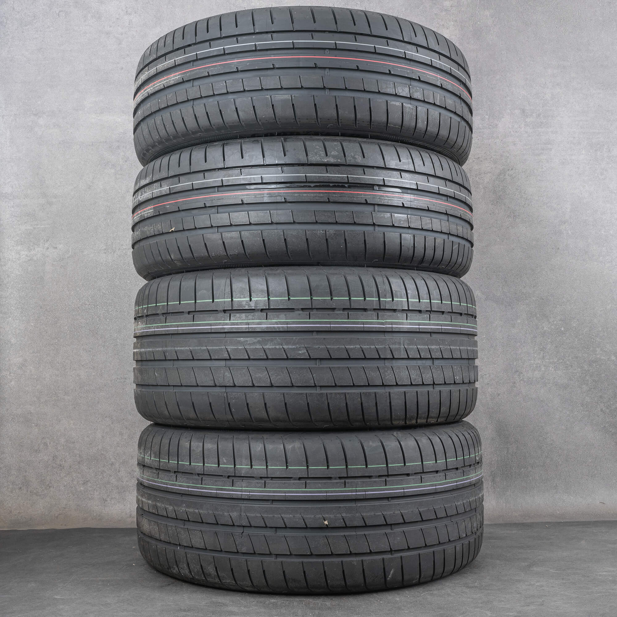 Original Porsche Macan Electric Winterräder 22 Zoll Felgen 95C601025AD 95C601025AE schwarz matt