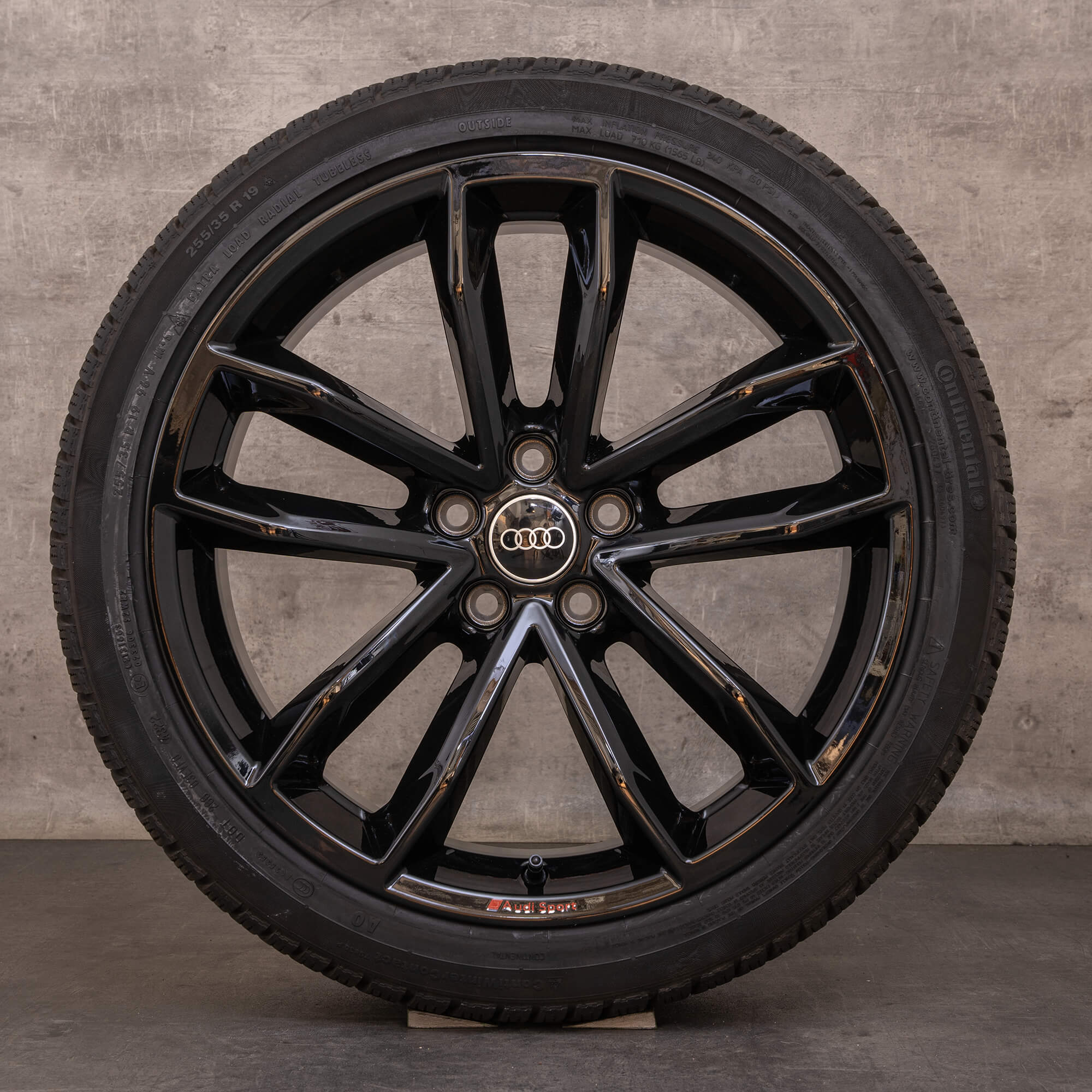 Original Audi A5 S5 Winterräder 19 Zoll F5 8W B9 Felgen 8W0601025DF Cavo Design schwarz glanz