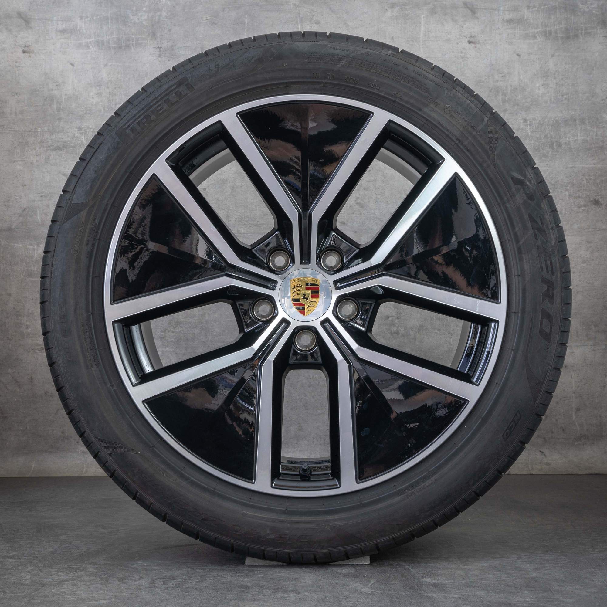 Oryginalne koła zimowe Porsche Cayenne 9YA 21 cali Turbo GTS Hybryda Felgi 9Y0601025EC 9Y0601025CG czarne Polerowane