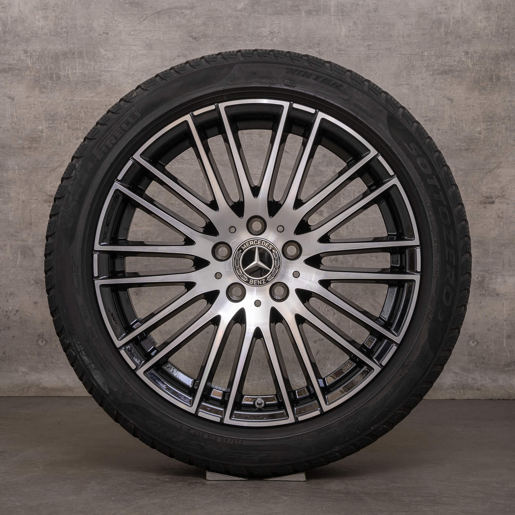 OEM Mercedes Benz C-Class winter tires 18 inch W206 S206 rims DOT23 A2064014900 black glossy turned