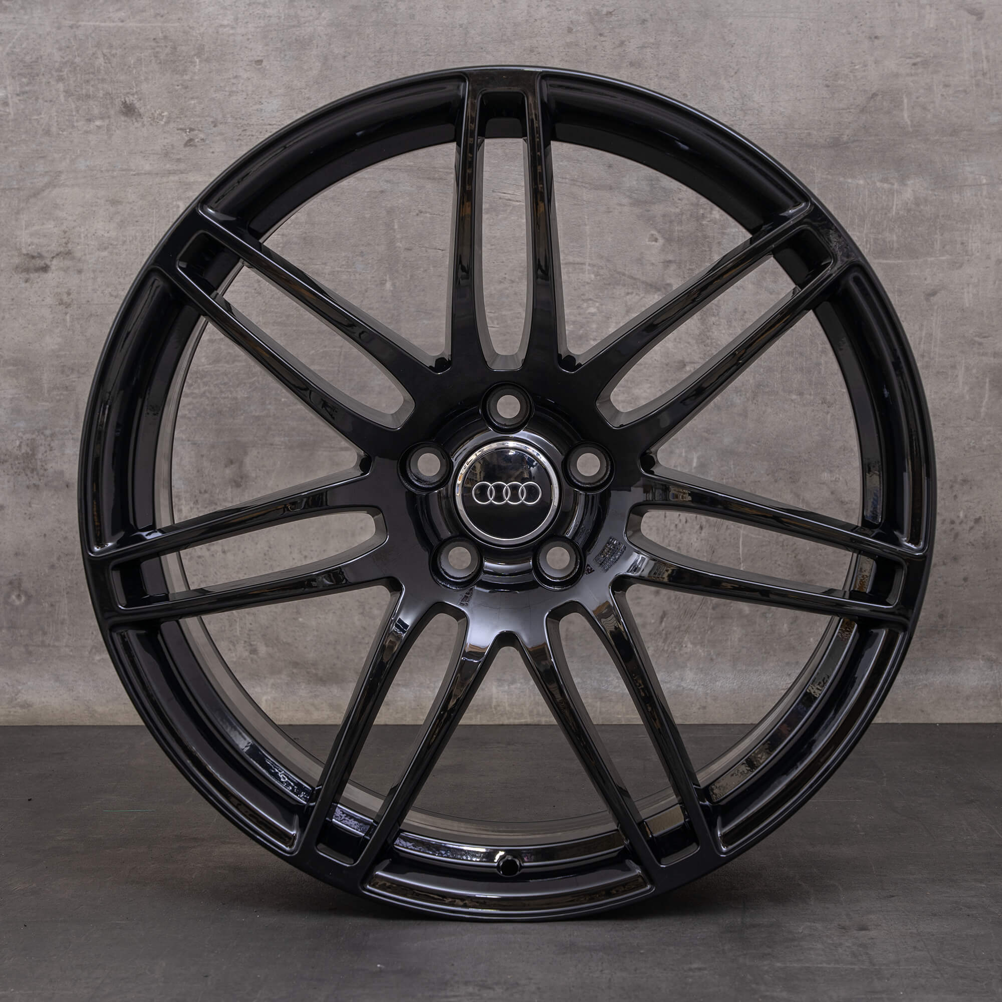 Oryginalne felgi Audi A7 S7 20 cali 4G C7 4H0601025AA czarne błyszczące