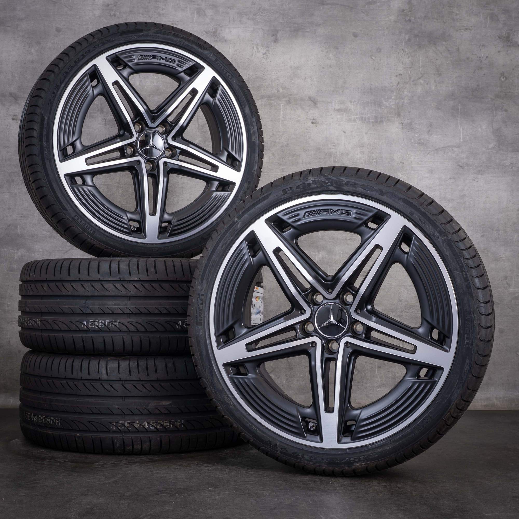 Original Mercedes Benz A-Klasse A35 AMG Felgen 19 Zoll W177 V177 Sommerräder A1774014400 schwarz matt Front glanzgedreht NEU