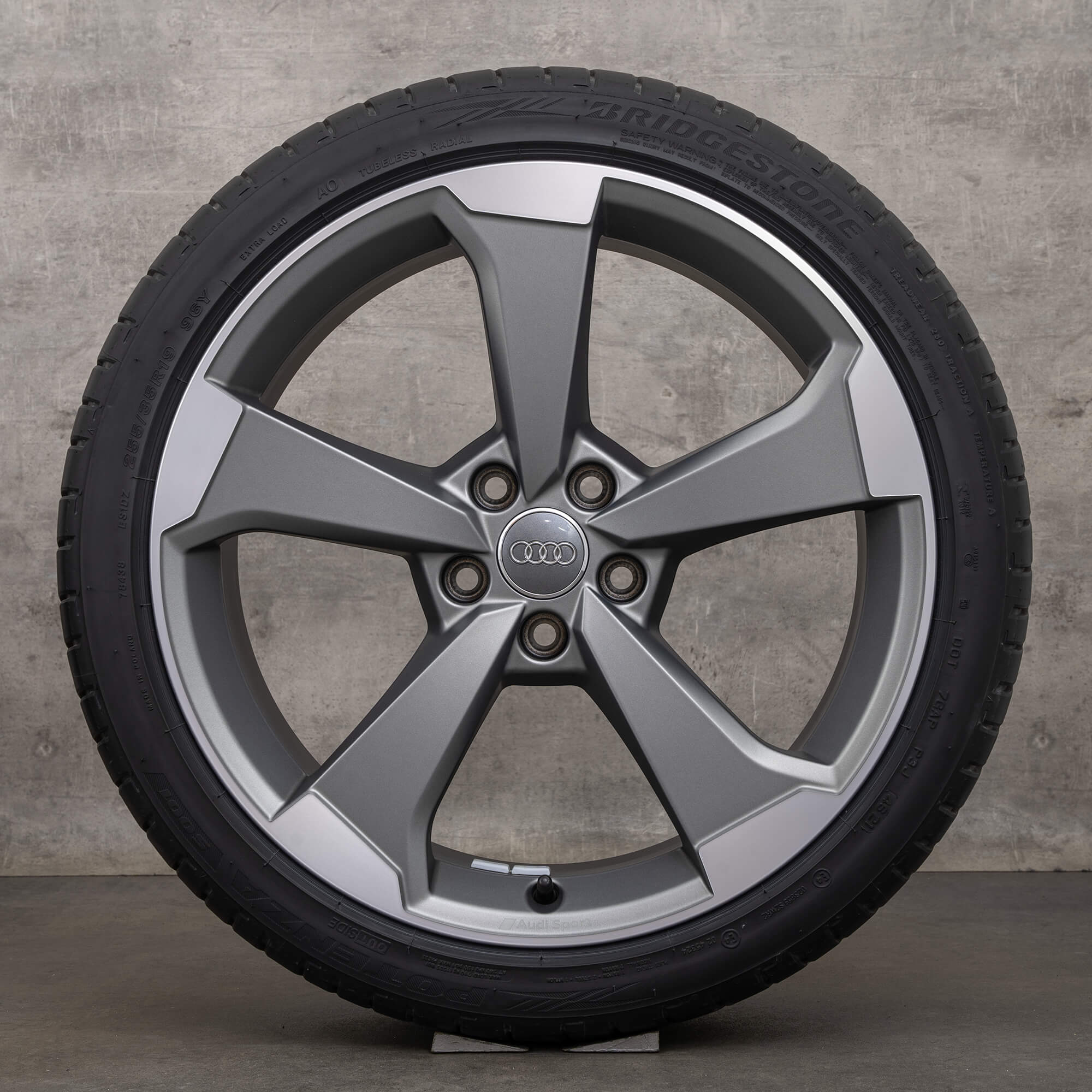 Audi S4 B9 8W summer wheels 19 inch rims tires 8W0601025CG 7 mm