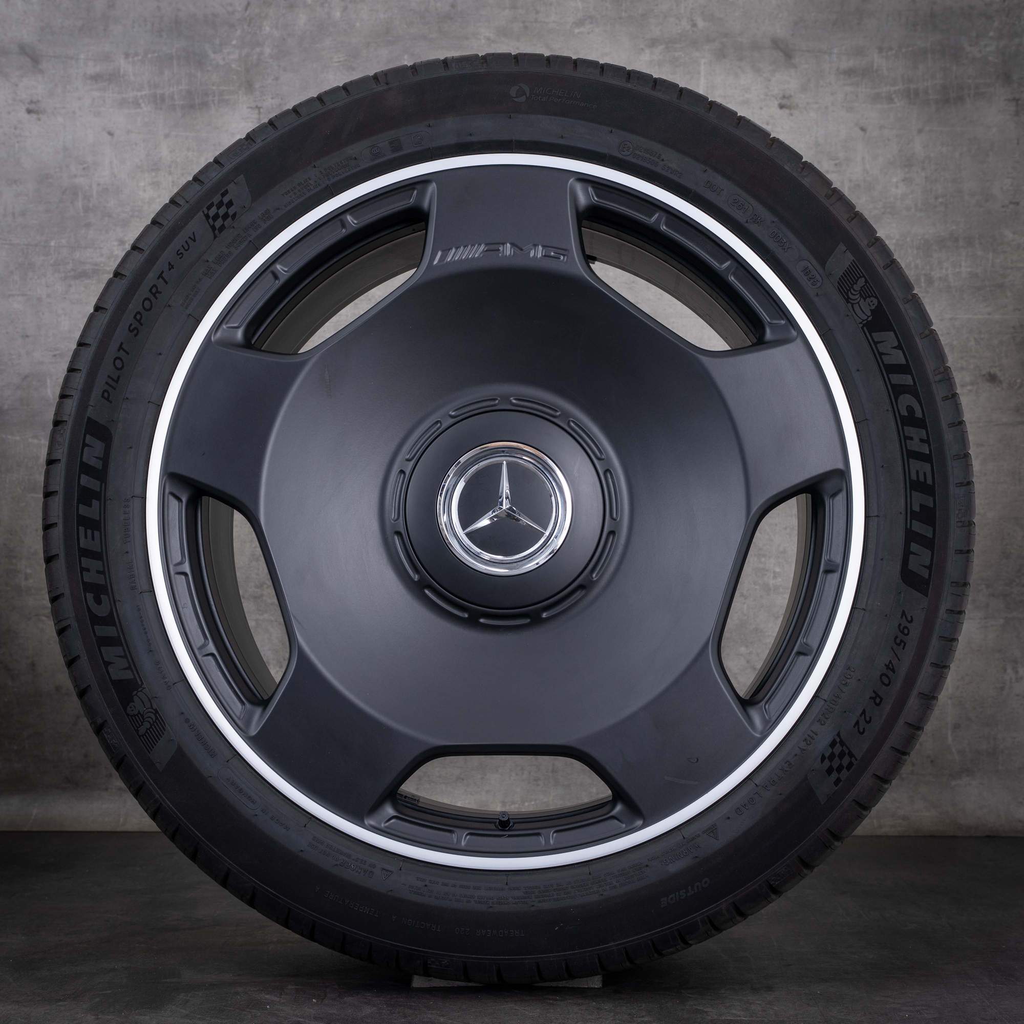 OEM Mercedes-Benz G-Class G63 AMG 22-inch W463 W465 summer wheels, Monoblock A4634014100, Matte Black, diamond cut