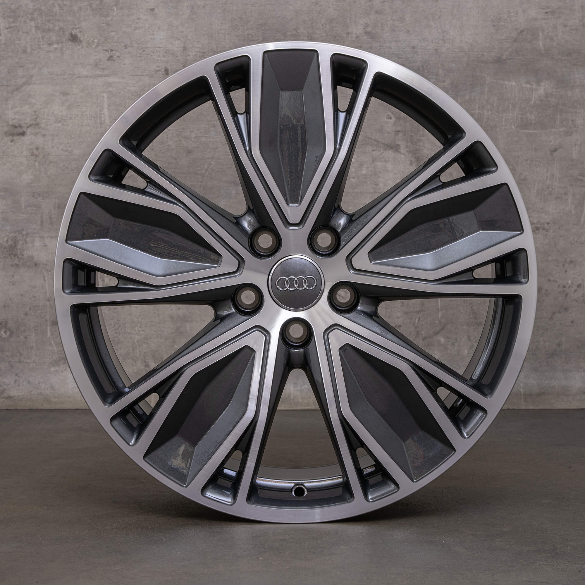 Originele Audi A5 S5 velgen 19 inch B10 8B3601025AT zwart hoogglans gedraaid NIEUW
