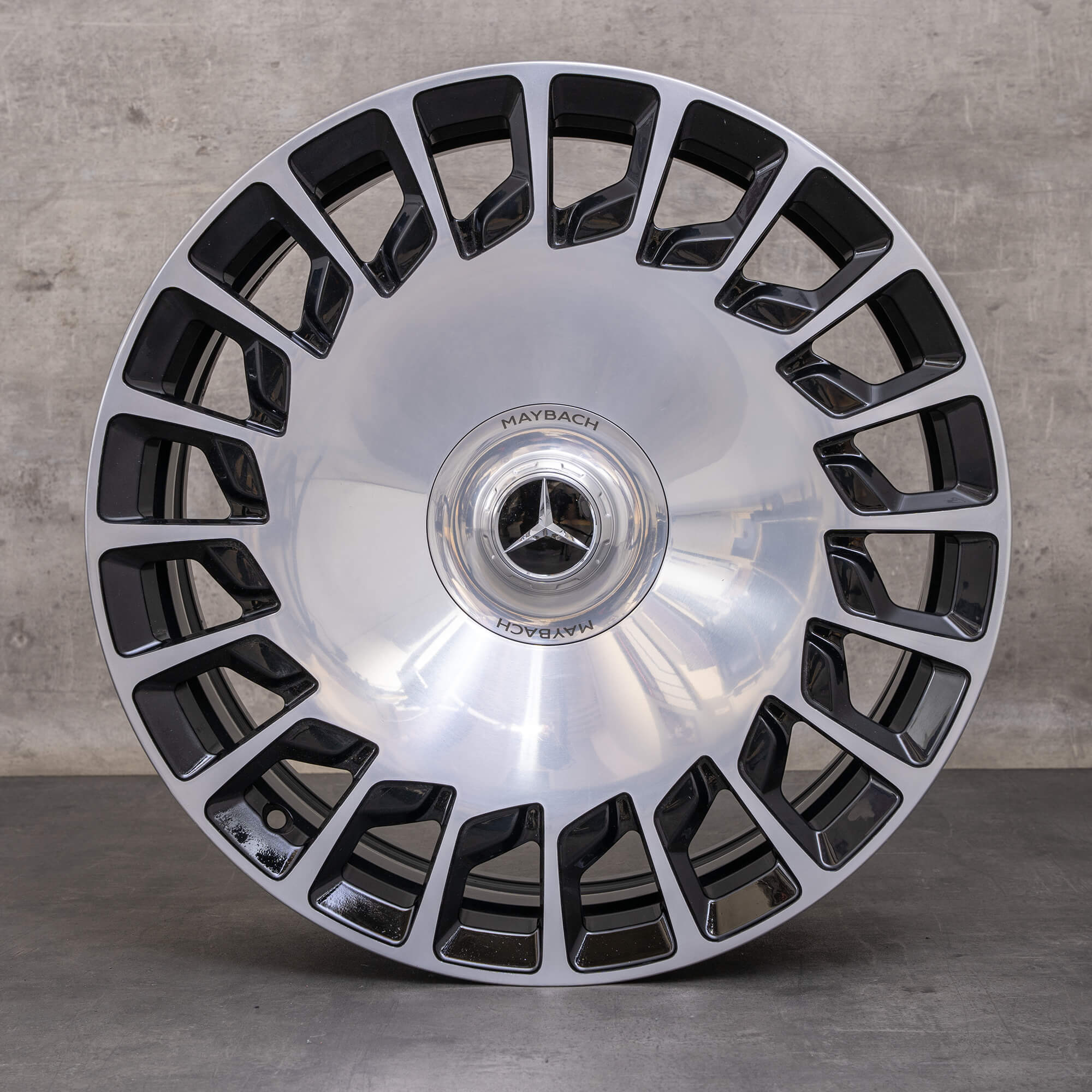 Originální disky Mercedes Benz Maybach třídy S a S63 S65 AMG 20 palců W222 V222 X222 A217 C217 A2174010200 A2174010300 černé lesklé soustružené