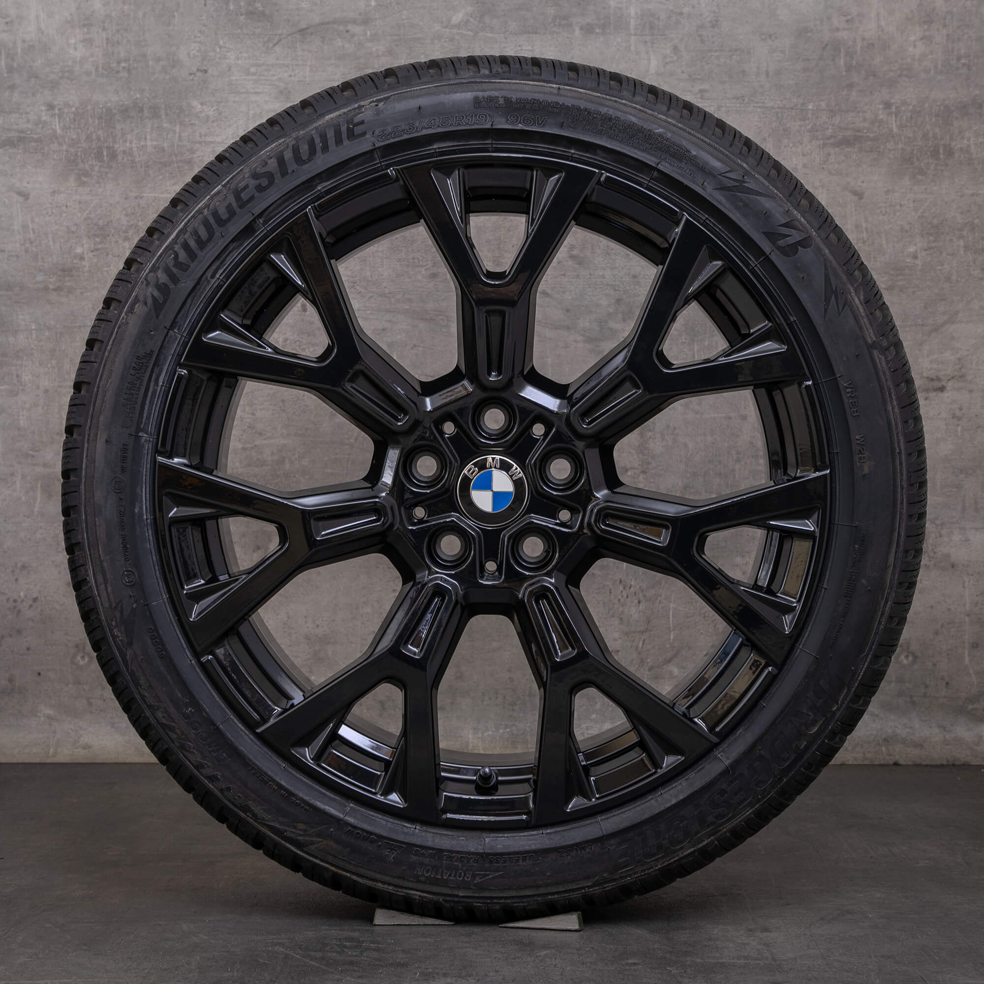 Originale BMW X1 X2 vinterhjul 19 tommers F48 F39 felger styling 580 6883003 svart blank