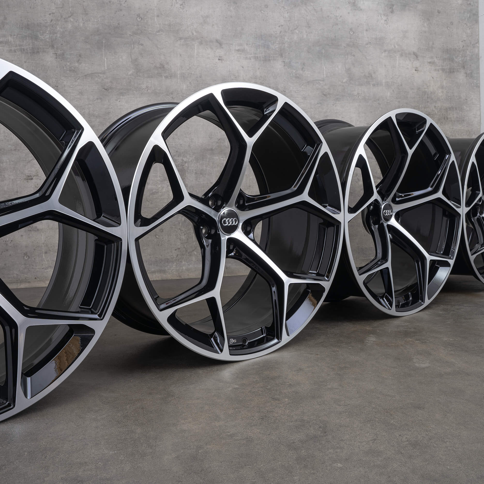 Audi RS6 RS7 C8 4K 22 inch rims honeycomb design 4K0601025BM NEW