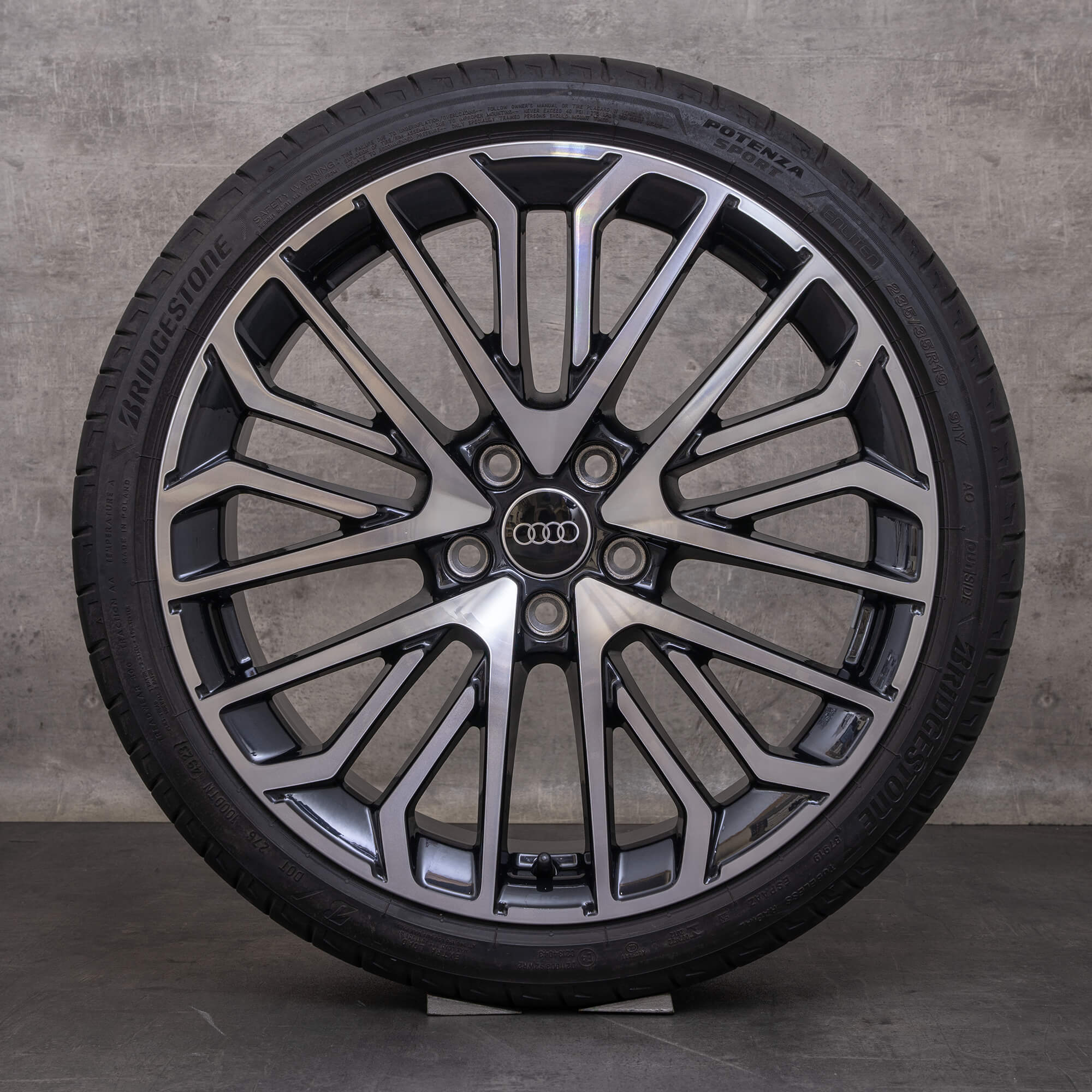 Original Audi A3 S3 Felgen 19 Zoll 8Y Sommerräder 8Y0601025CN anthrazitschwarz glanzgedreht