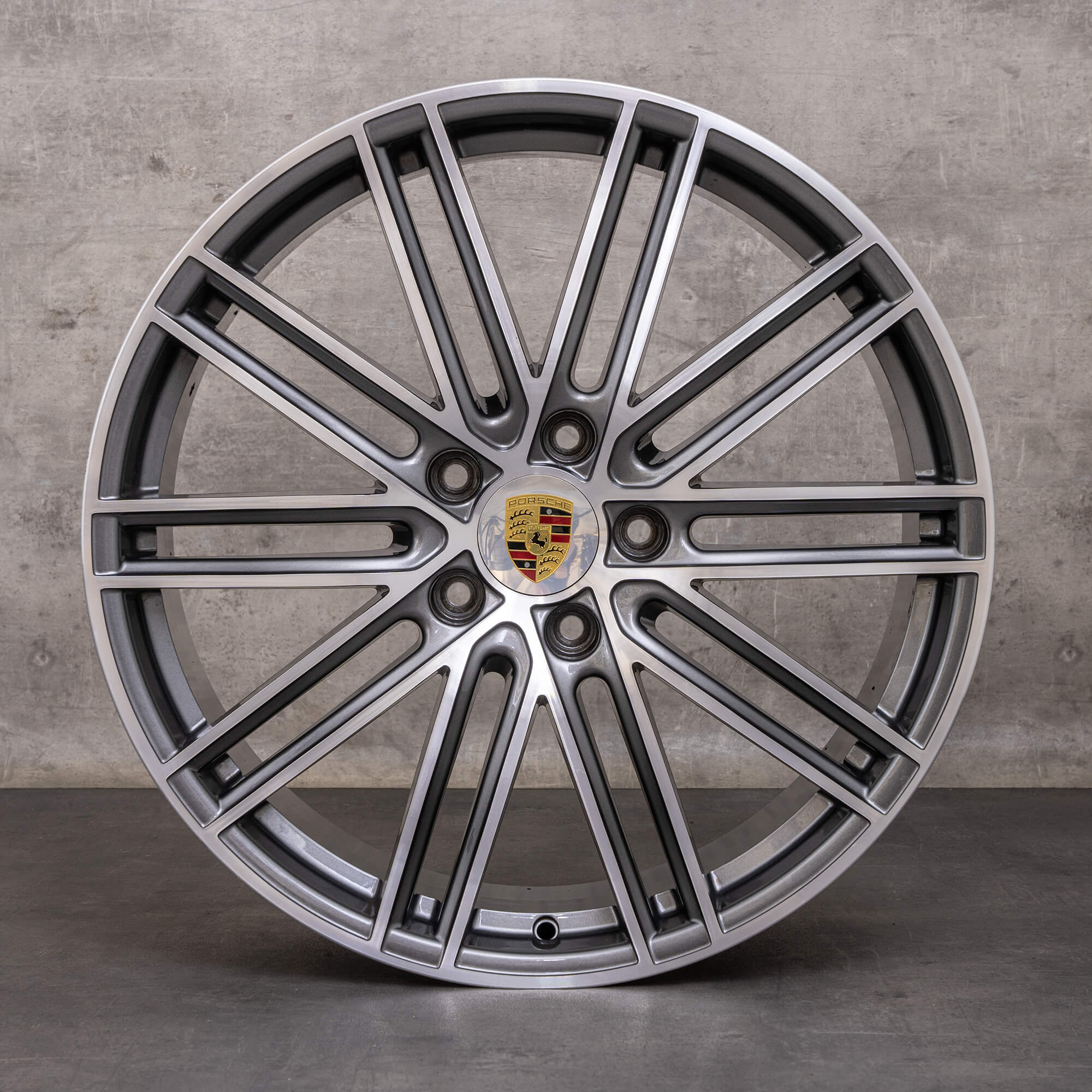 Alkuperäiset Porsche Panamera -vanteet 21 tuumaa 971 971601025AB titaani kiillotettu.