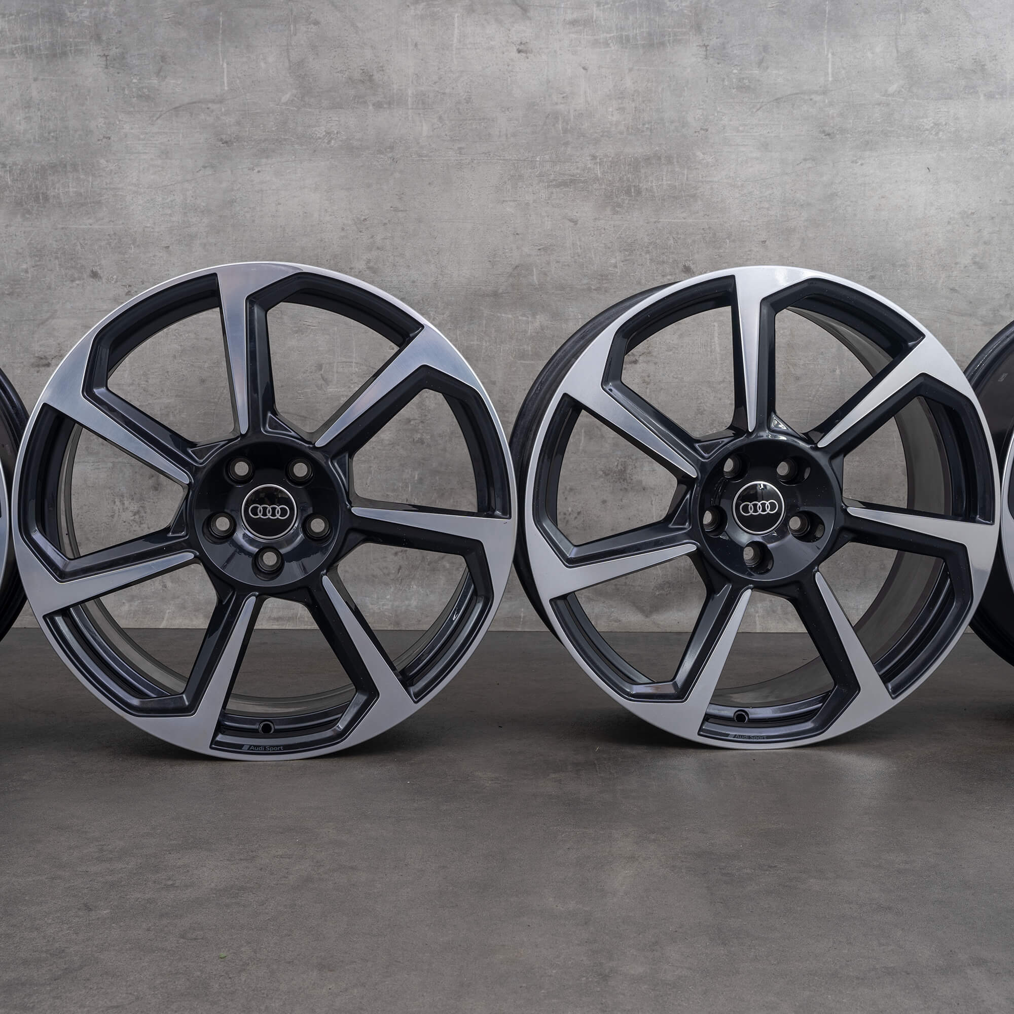 4x Audi 20 Zoll Felgen TT TTS TTRS 8S Alu Rotor 8S0601025CD 9 x ET52