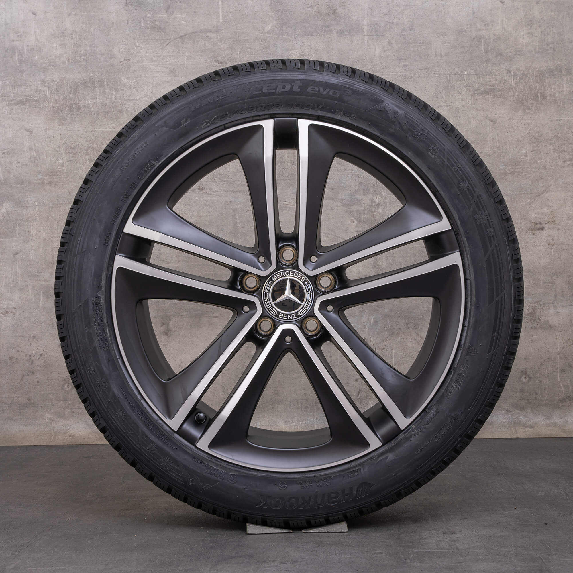 Orijinal Mercedes Benz CLS Winterrder 18 inç C257 Coupe jantlar A2574010100 A2574010200 siyah saten kaplama