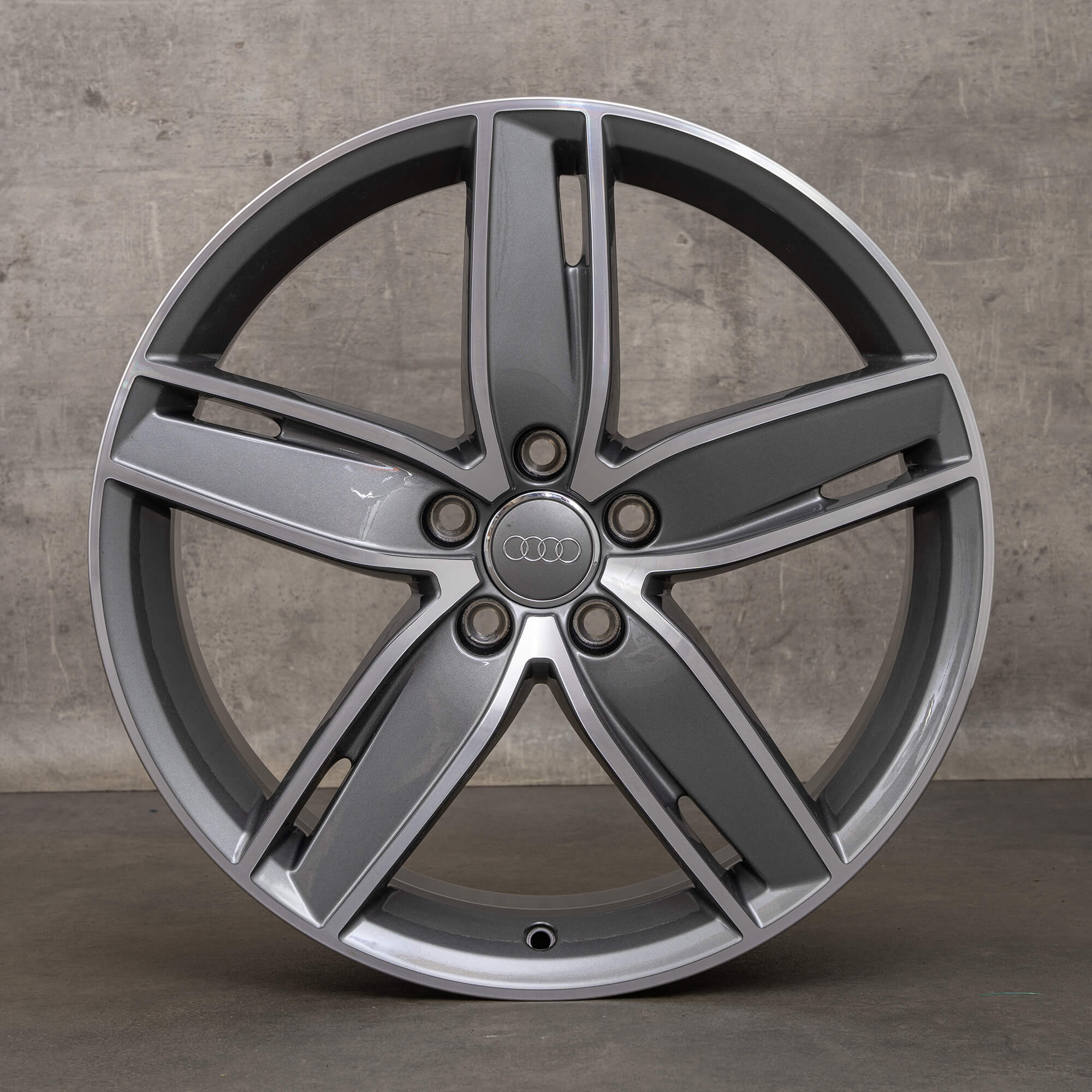 Audie Rims Audi A3 S3 RS3 8V 19 inch rims 8V0601025AS titanium gloss turned