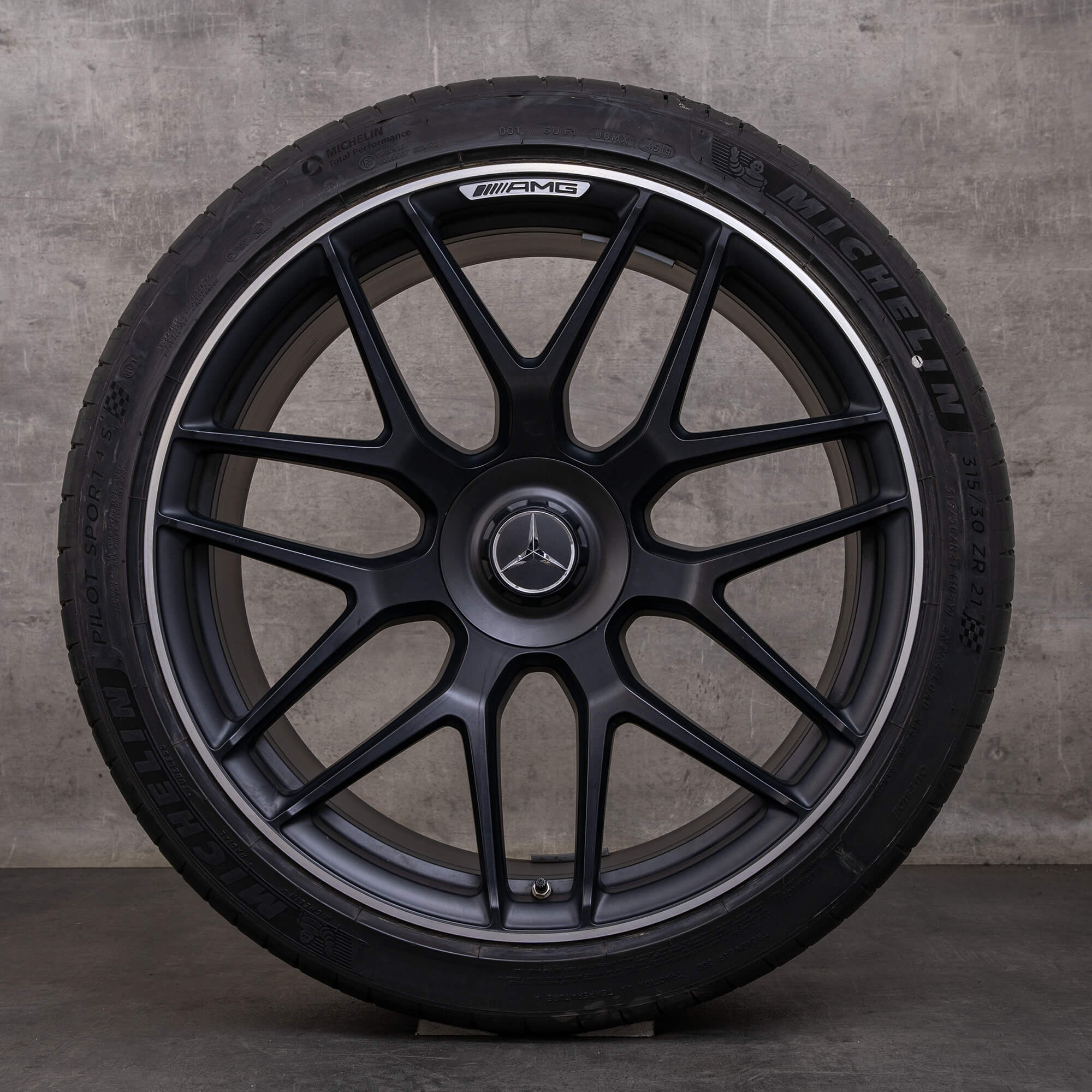 Alkuperäiset Mercedes-Benz AMG GT 43 53 63 S 4Matic+ & E Performance -talvirenkaat 21 tuumaa X290 4-ovinen vanteet A2904010800 A2904010900 diamond cut musta