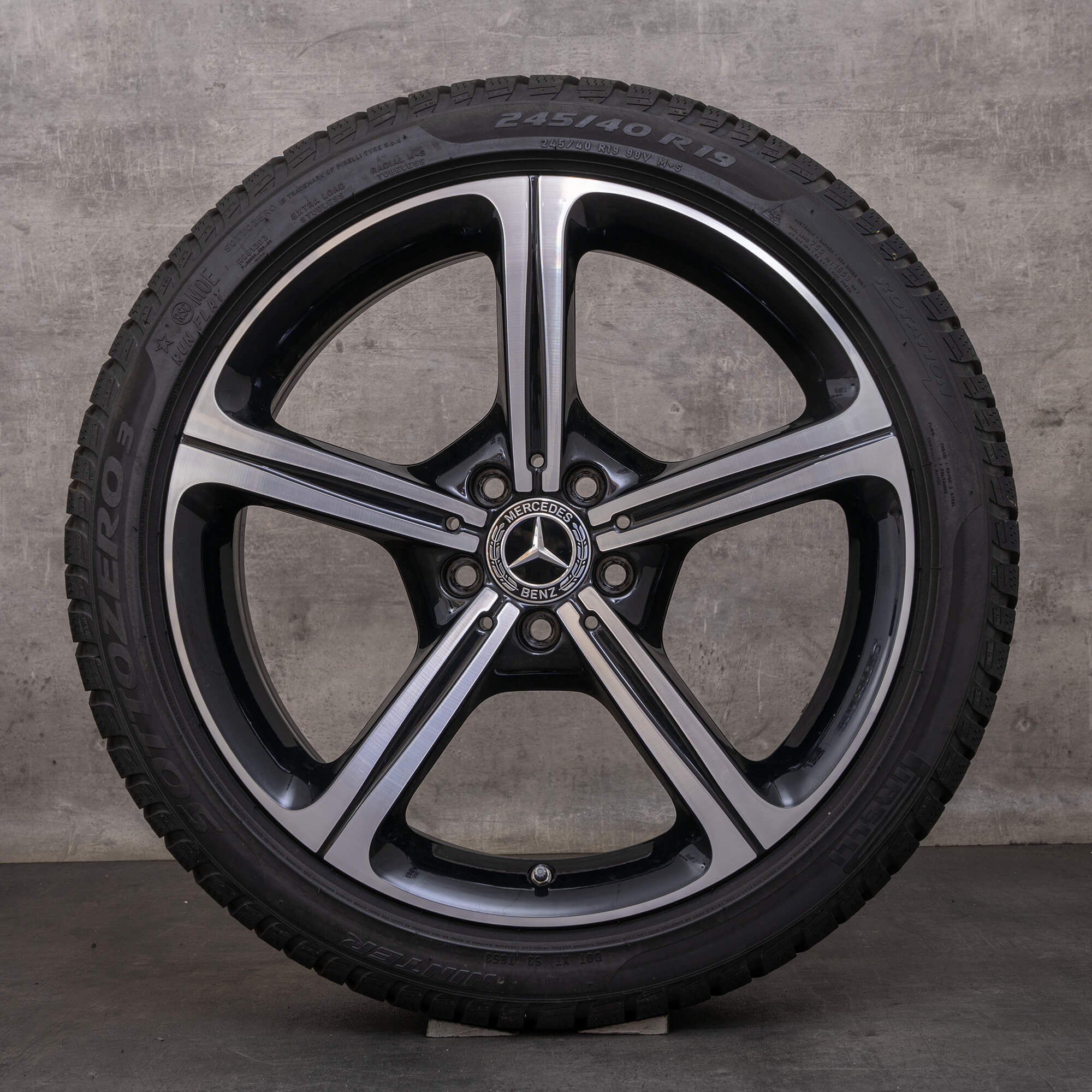 Oryginalne koła zimowe Mercedes Benz CLS 19 cali Felgi C257 A2574011000 czarne polerowane toczone