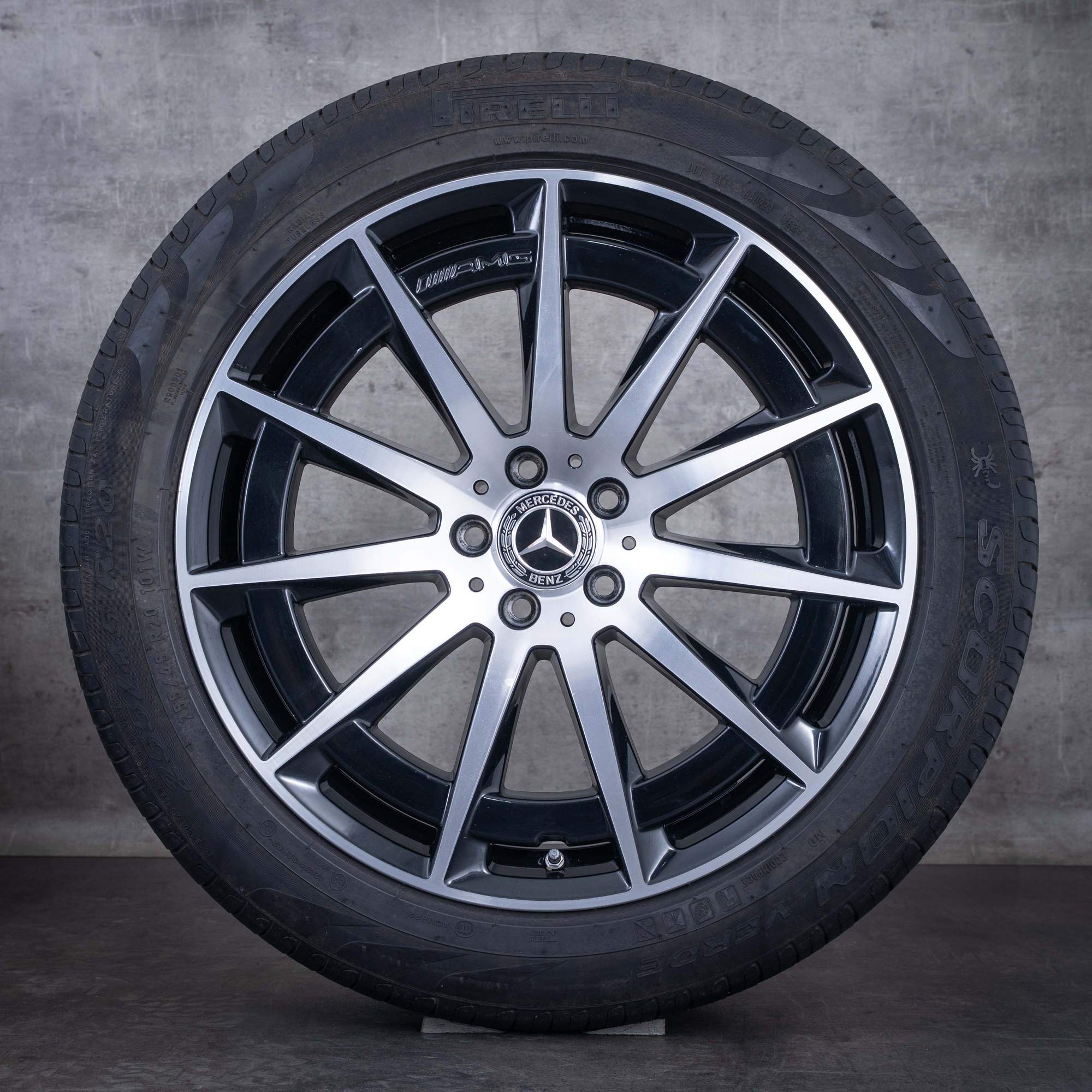 OEM Mercedes-Benz EQC 20inch N293 summer wheels A2934010800 A2934010900 Black Front diamond cut - wheel 4 of 4