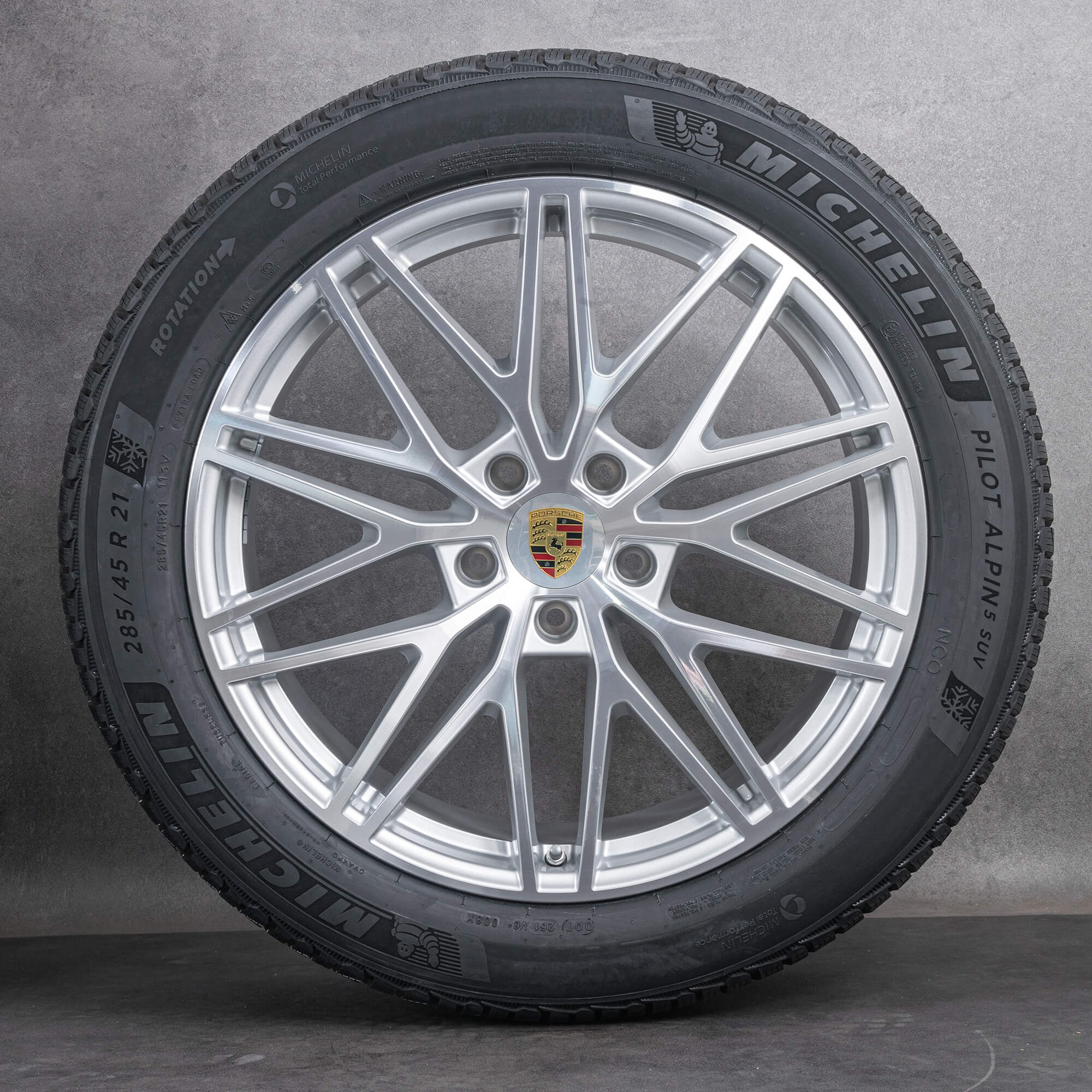 Original Porsche Macan Electric Winterräder 22 Zoll H2 RS Spyder Design Felgen 95C601025AD 95C601025AE silber glanzgedreht NEU