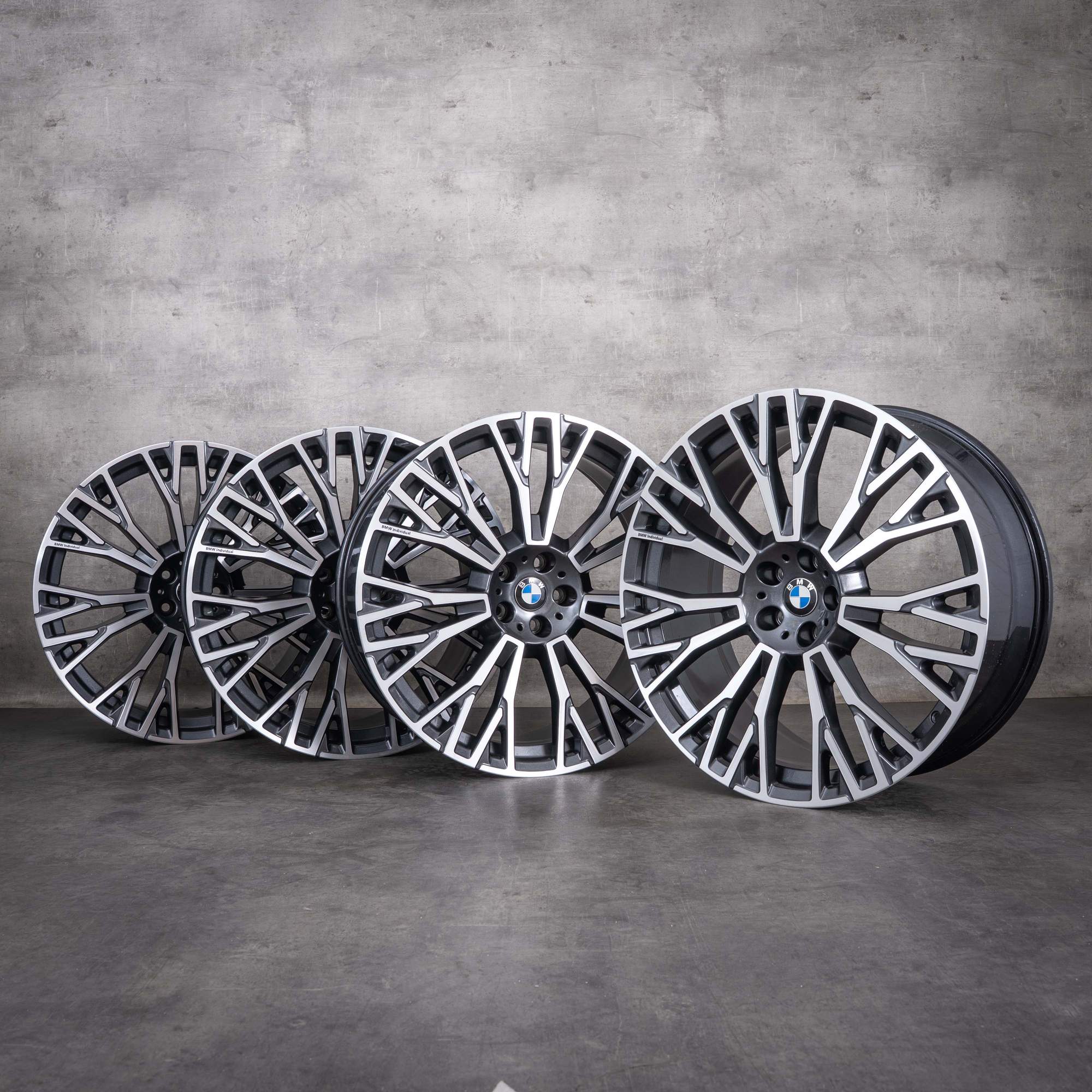 Oryginalne felgi BMW X5 X6 22 cale G05 G06 Styling 745i 6883763 6883764 w kolorze orbit grey z wykończeniem diamond cut