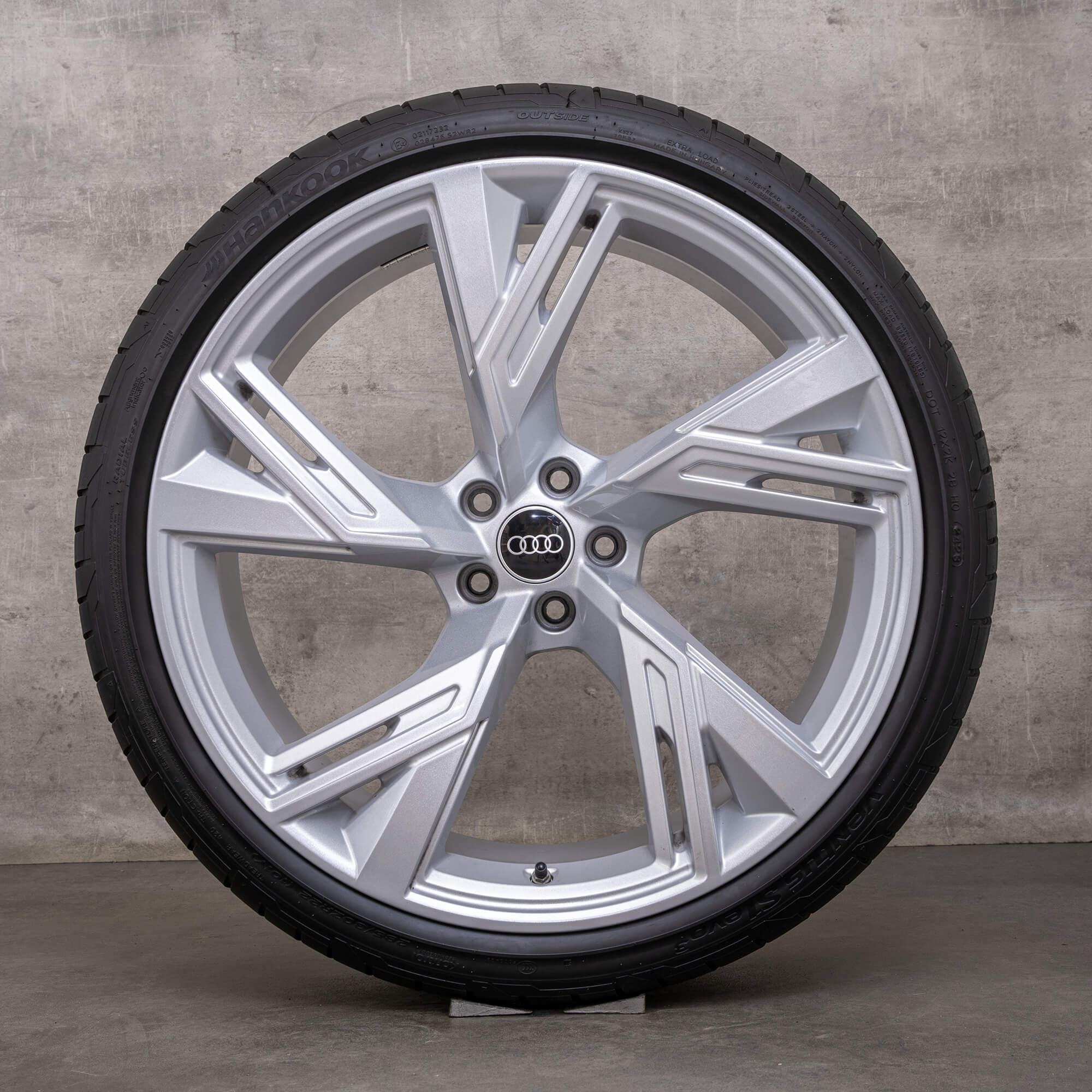 OEM Audi RS6 RS7 rims 22 inch 4K C8 4K0601025R Trapez silver