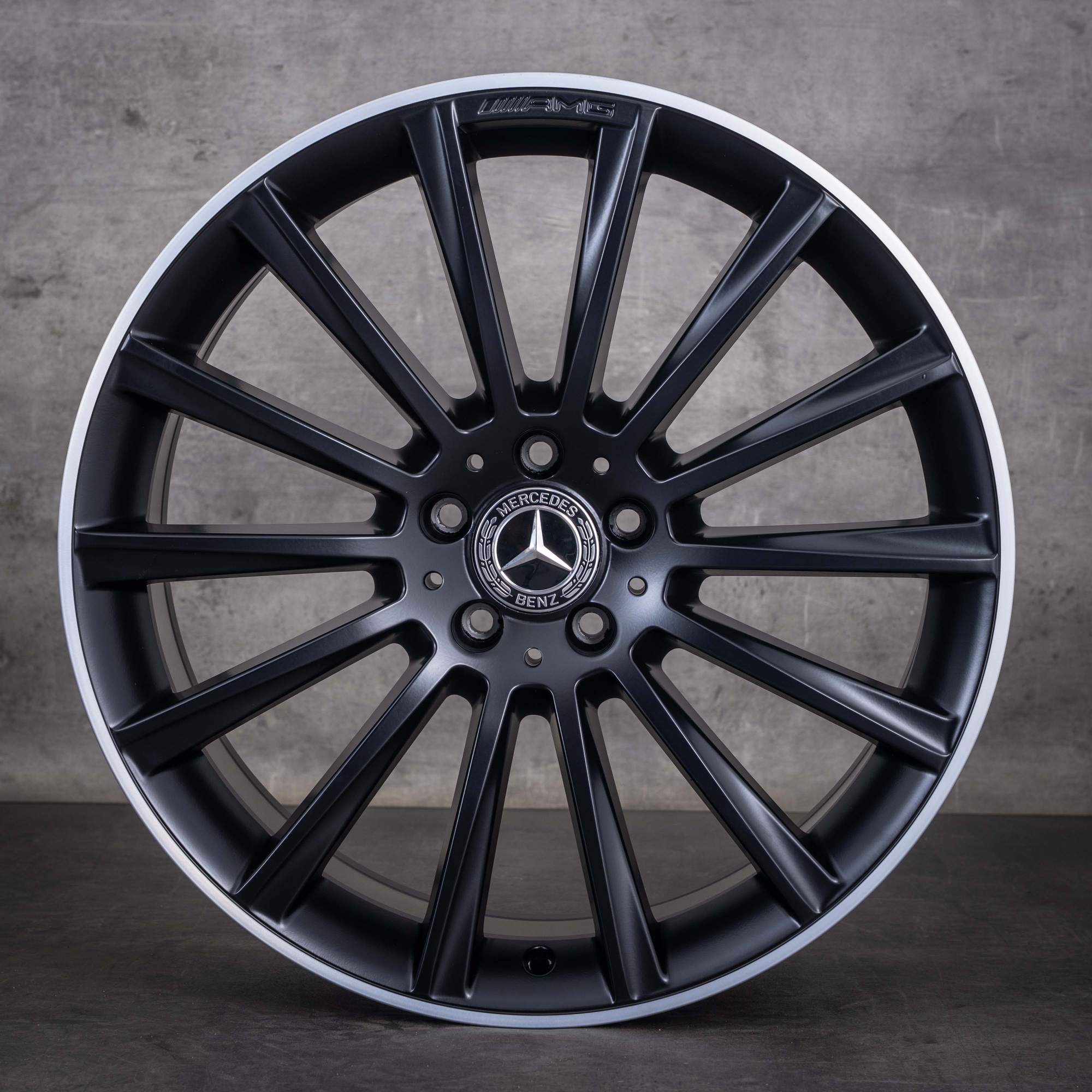 Alkuperäiset Mercedes-Benz S-sarjan AMG-vanteet 20 tuumaa W222 V222 S 63 S 65 A2224010400 A2224010500 mattamusta diamond cut UUDET
