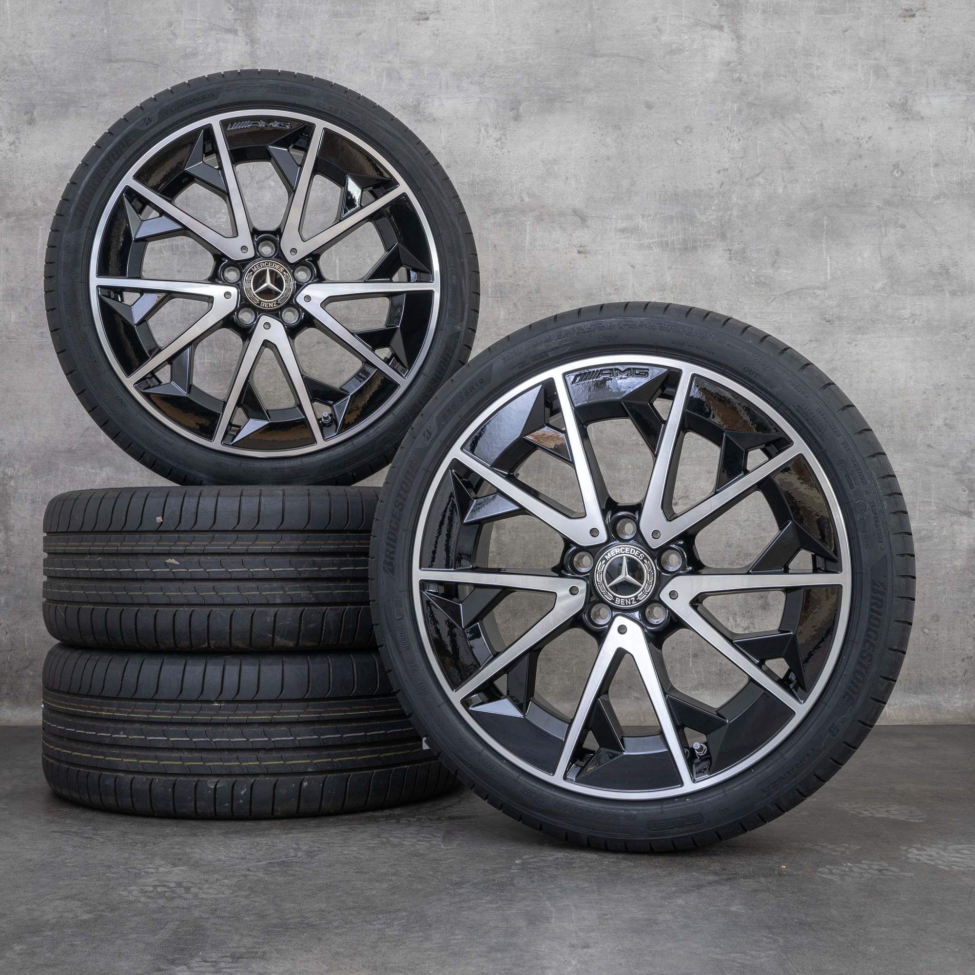 Original Mercedes Benz CLA EQ AMG Felgen 19 Zoll C174 Sommerräder A1744011400 A1744011500 schwarz glanzgedreht NEU
