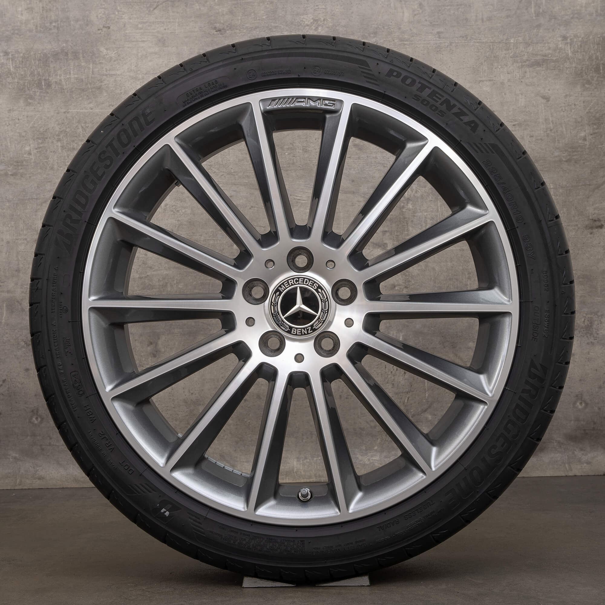 Original AMG Mercedes W177 W247 CLA X188 19 Zoll Felgen Sommerreifen